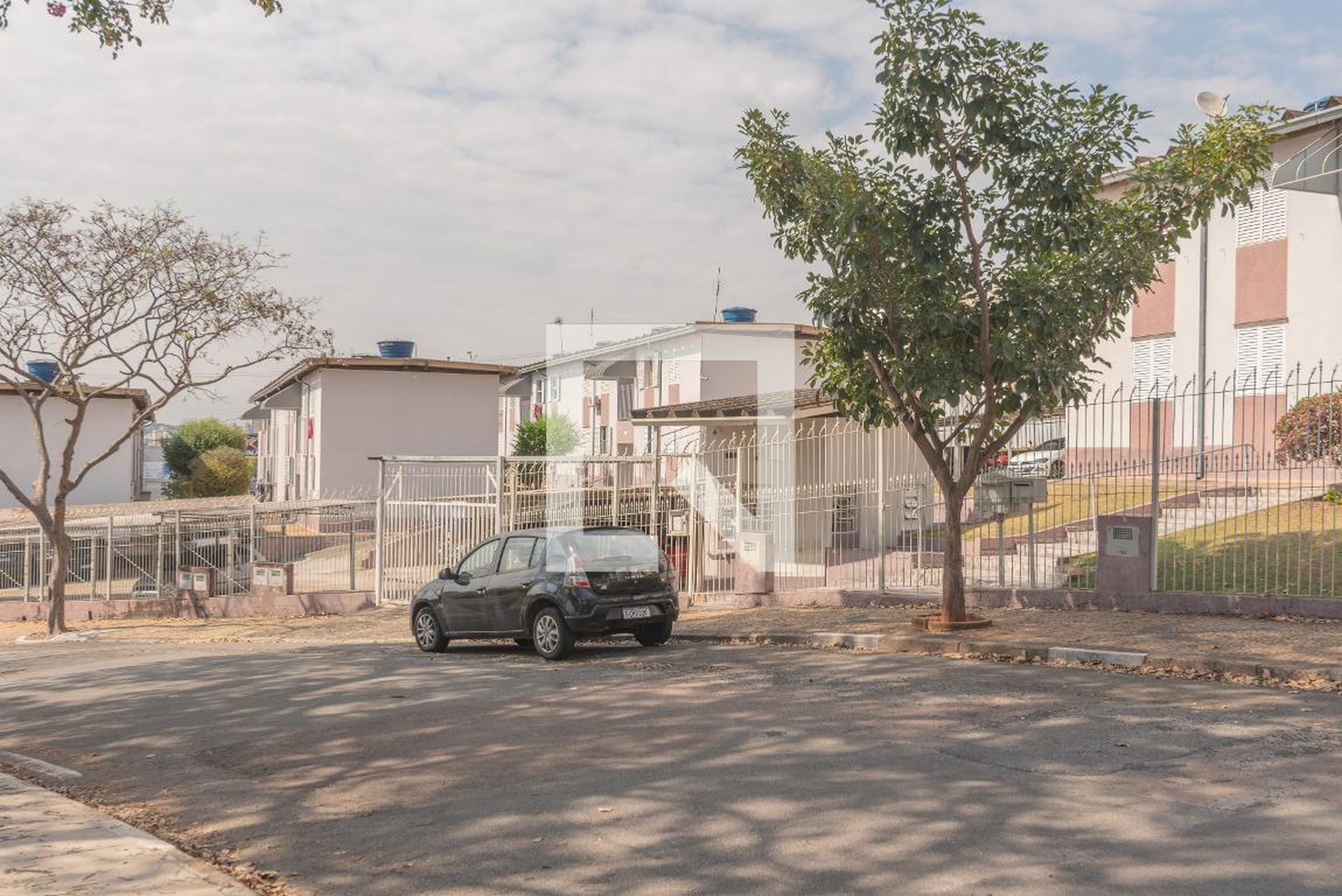 Fachada do Prédio Condomínio Plutão