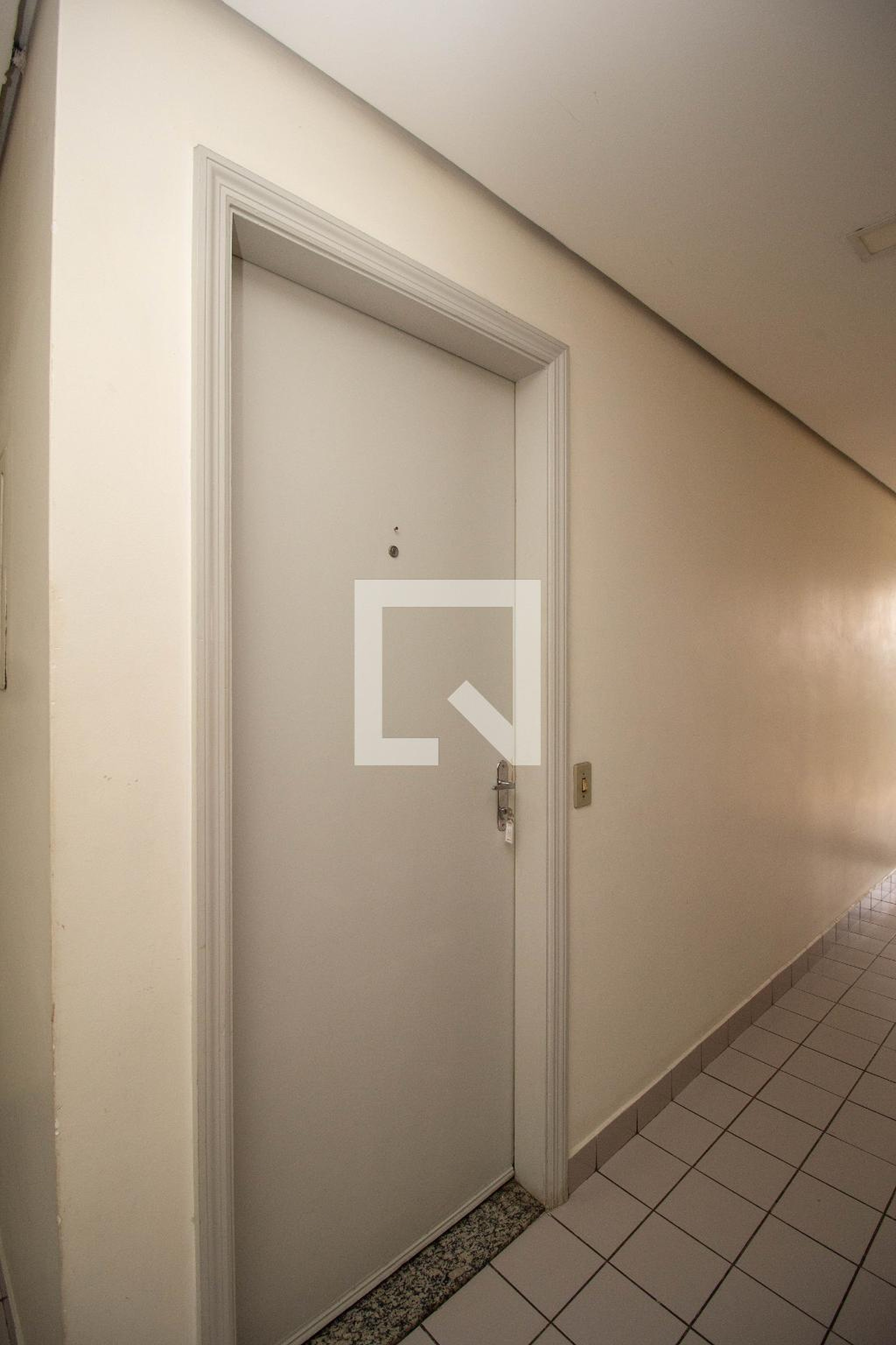 Hall de entrada - Edifício Itamambuca