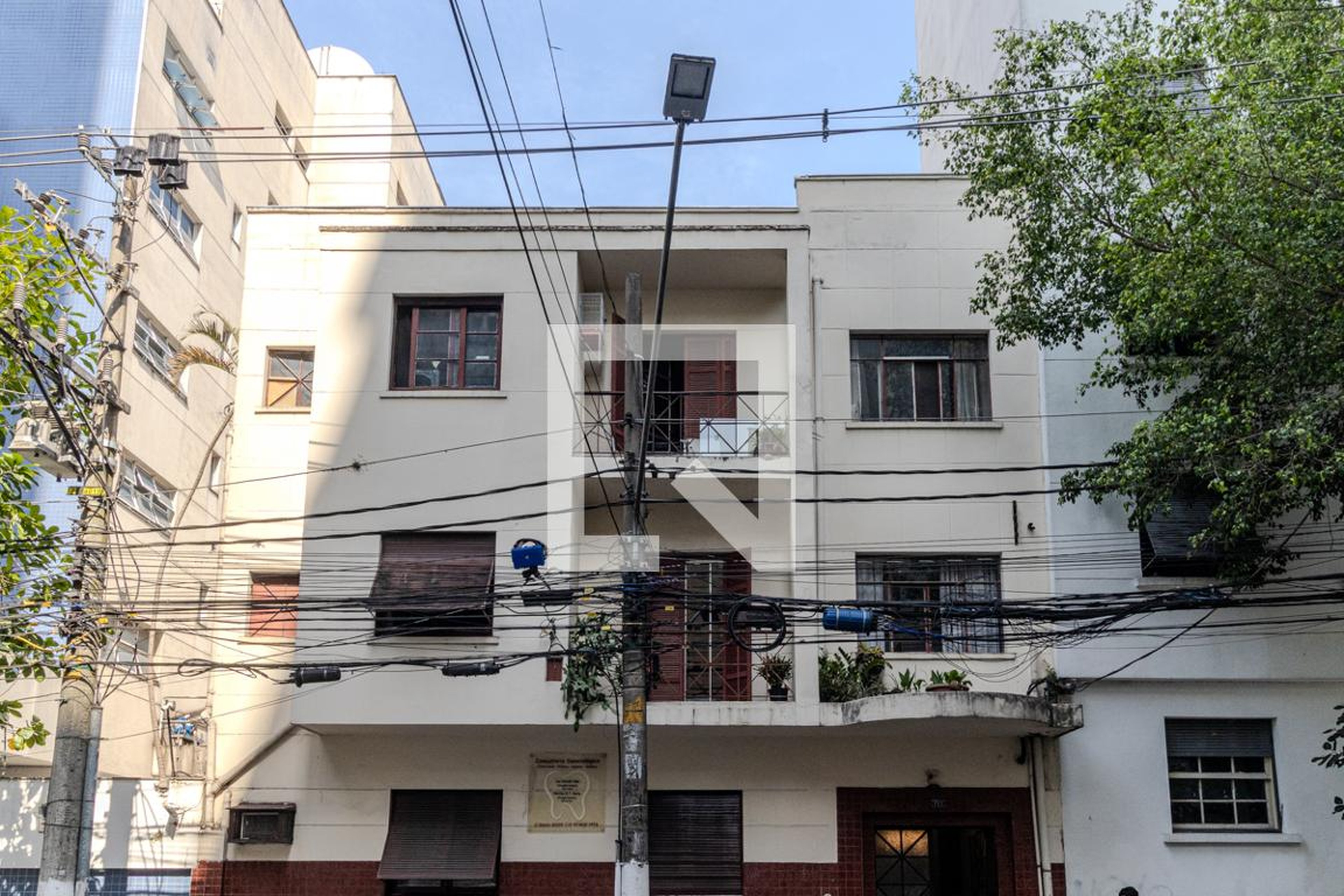 Fachada Condomínio em Alameda Eduardo Prado, 723