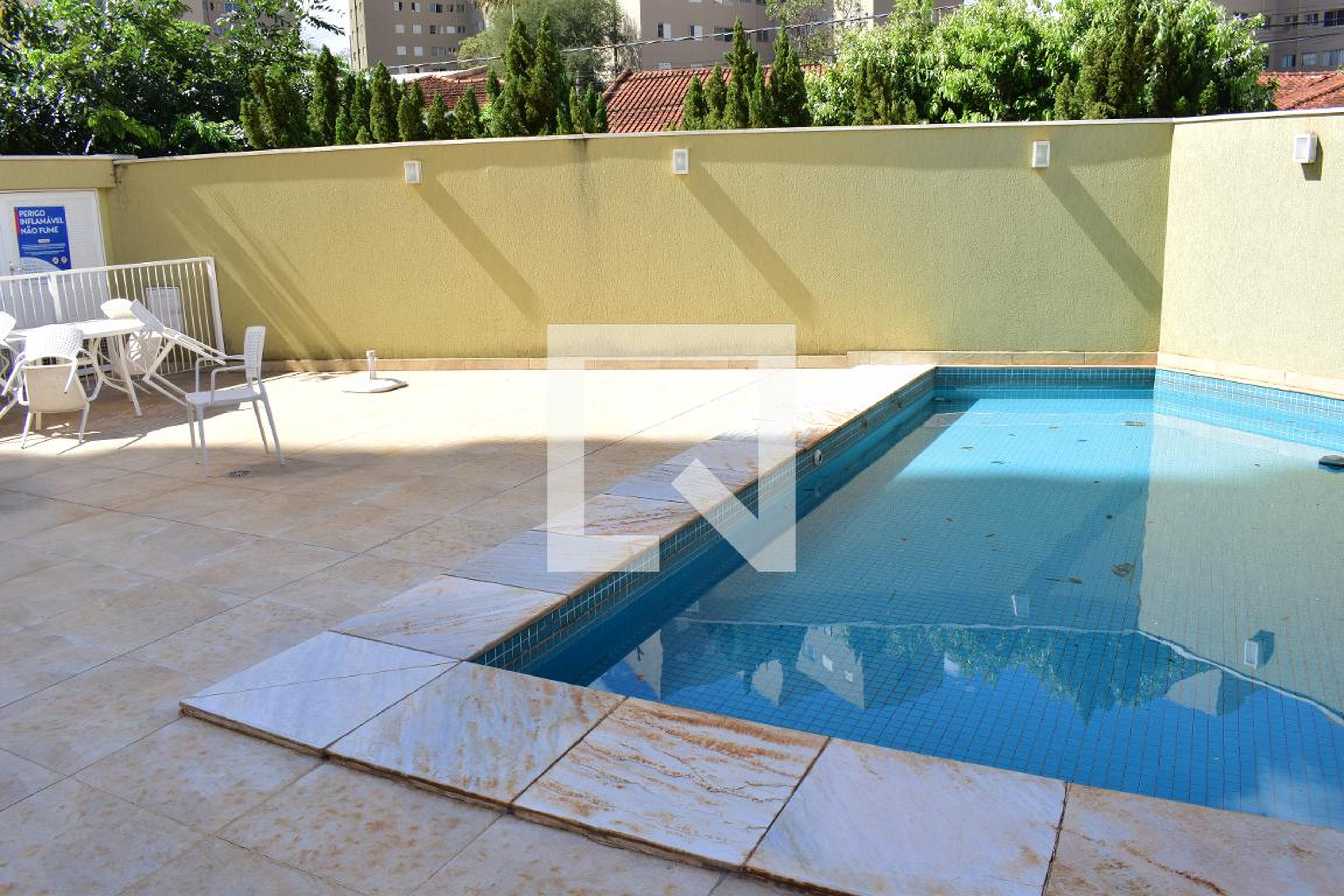 Piscina - Monthelena