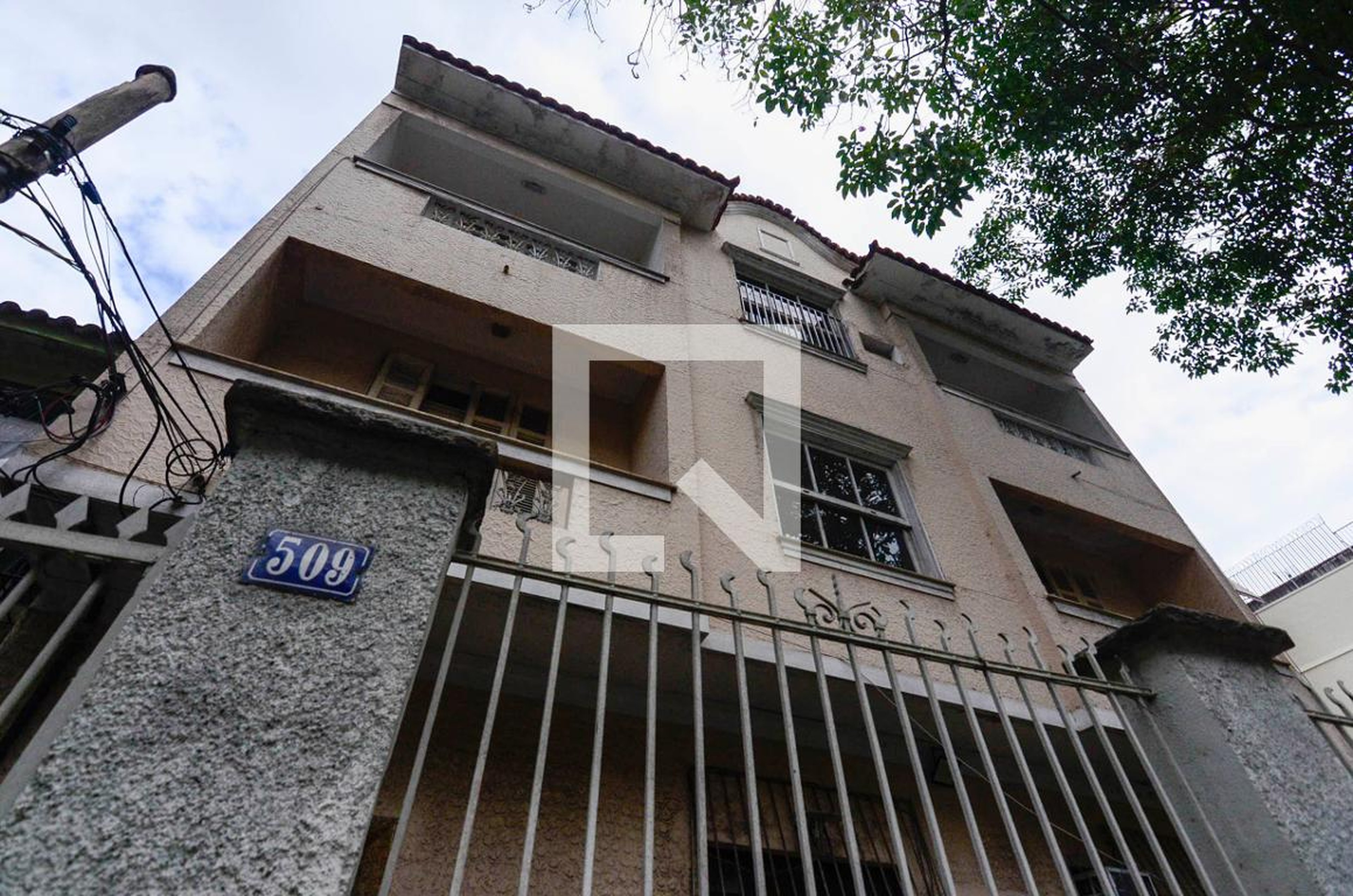 Fachada Condomínio em Rua Engenheiro Gama Lôbo, 509