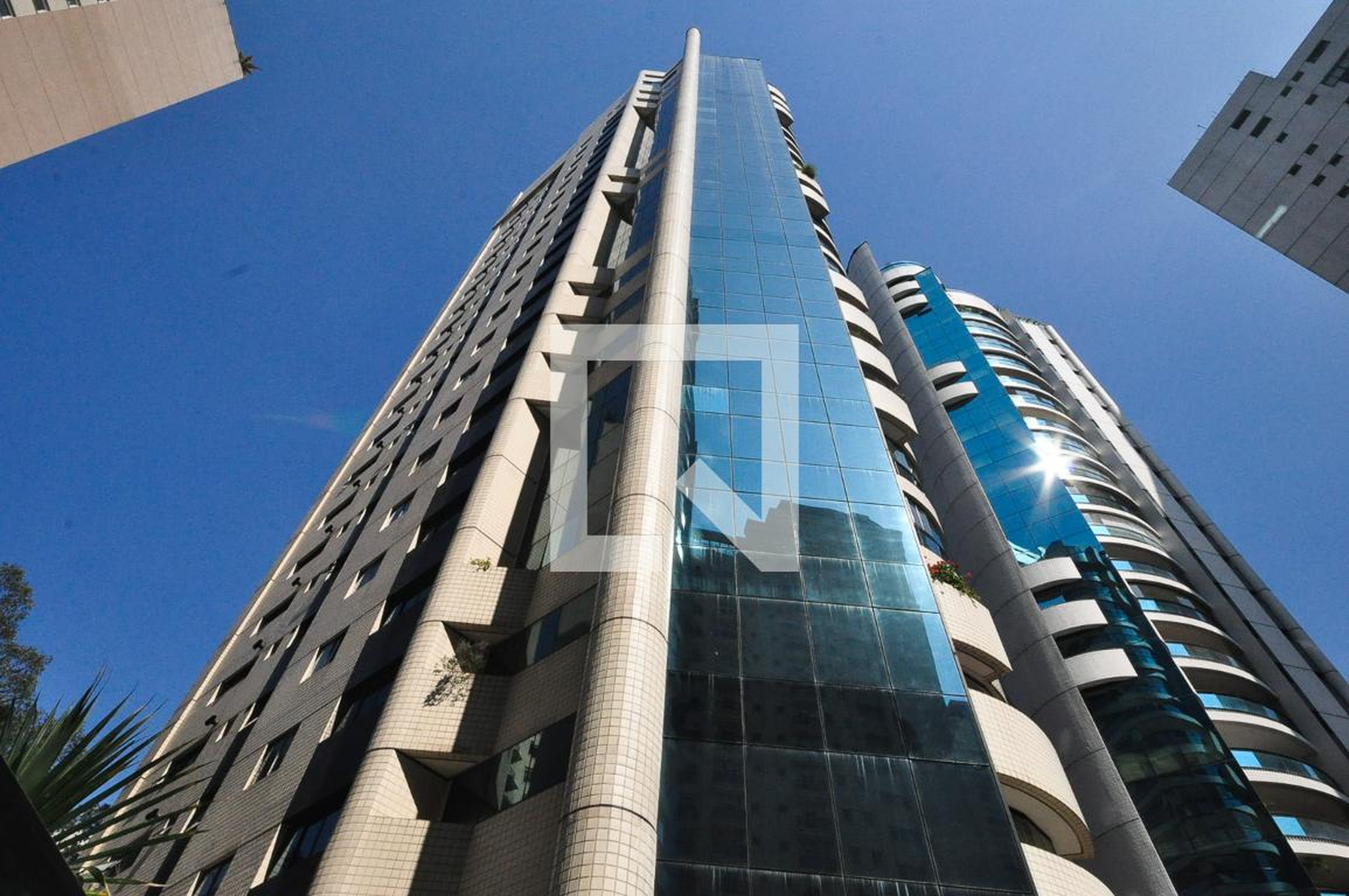 Fachada Condomínio Saint James Park