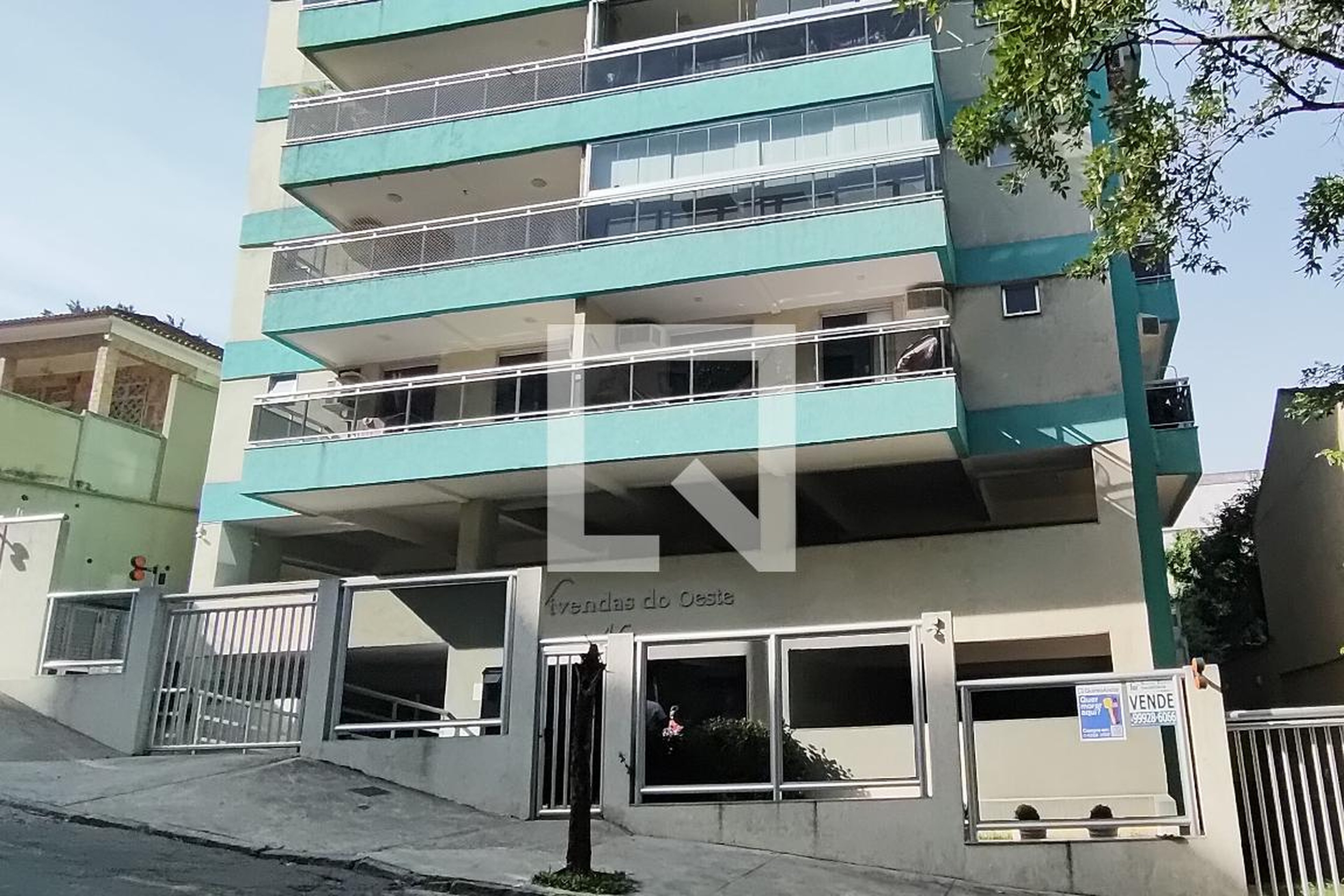 Fachada Condomínio em Rua Monsenhor Marques, 26