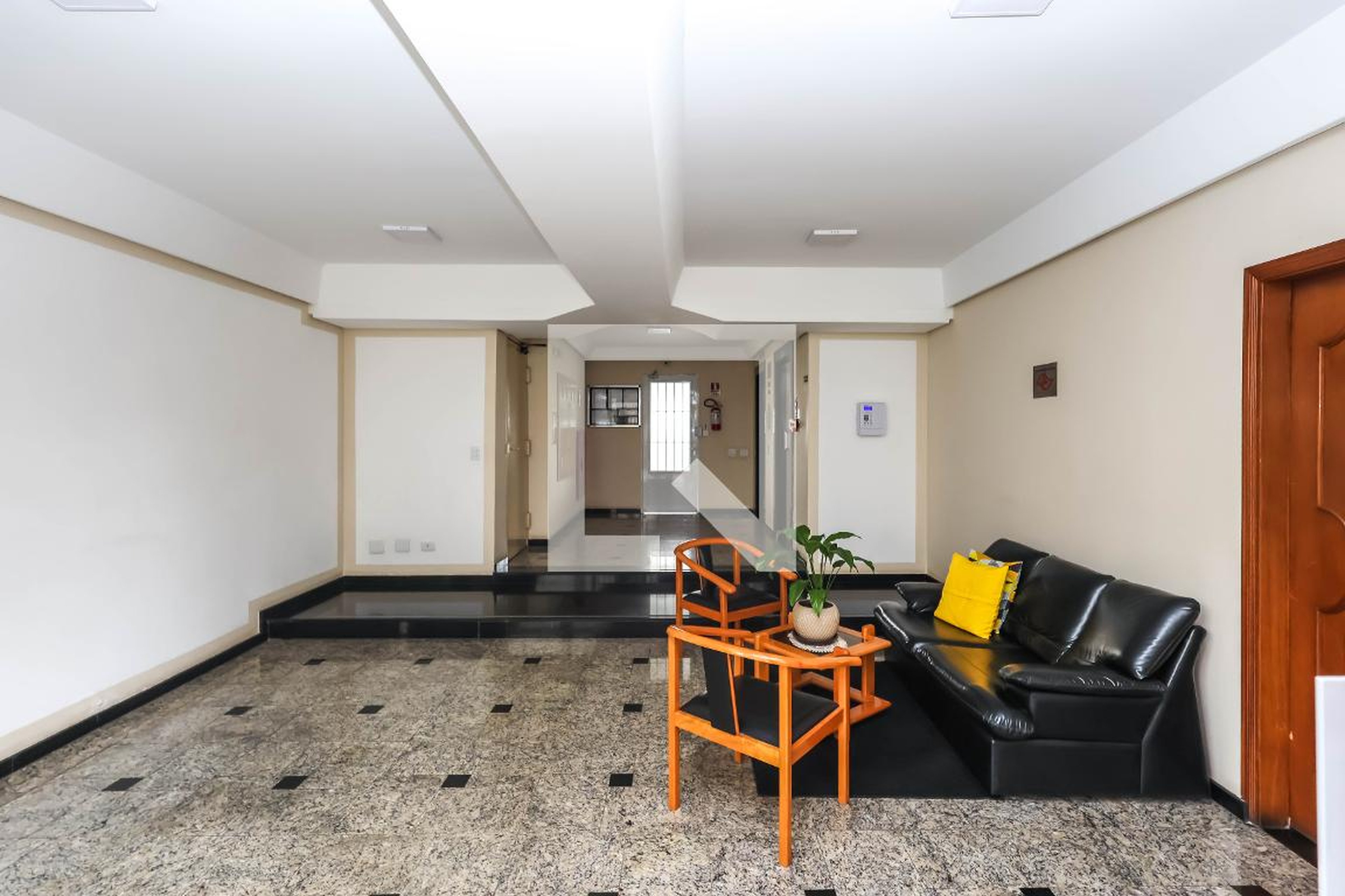 Hall de Entrada - Maison Du Roi