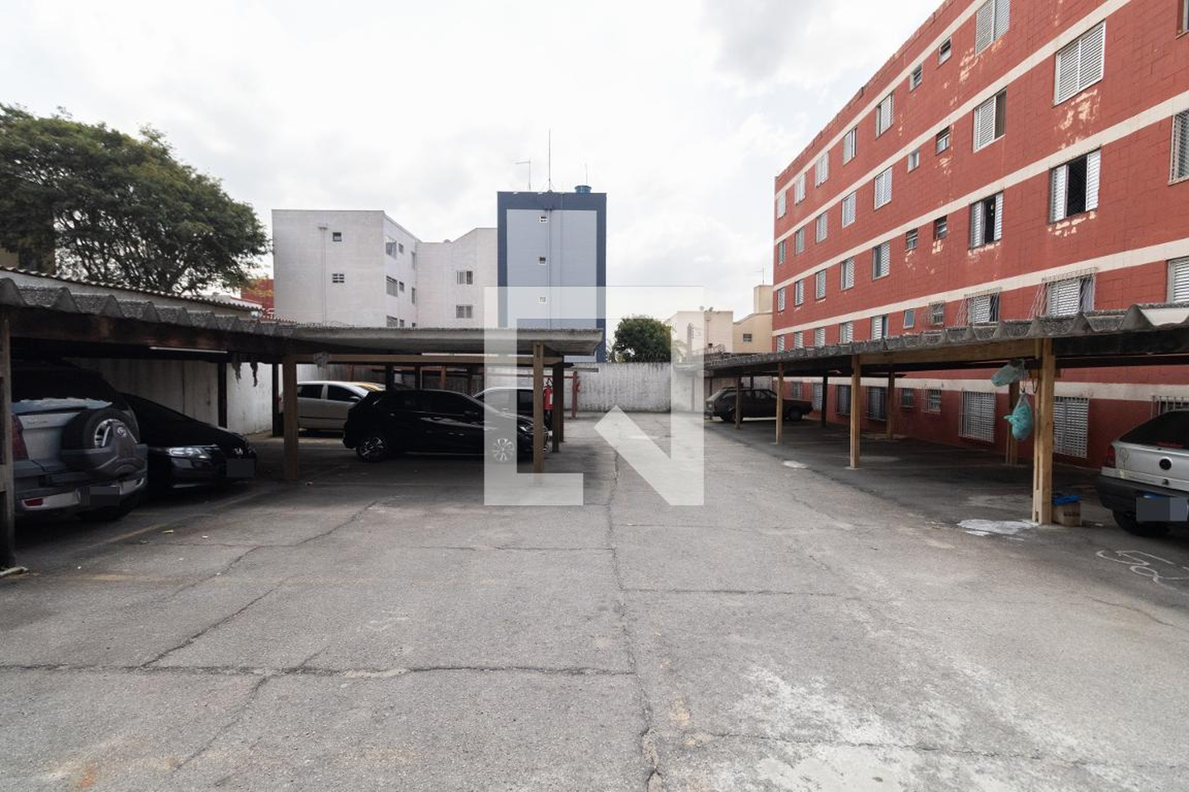 Estacionamento - São Cosme II