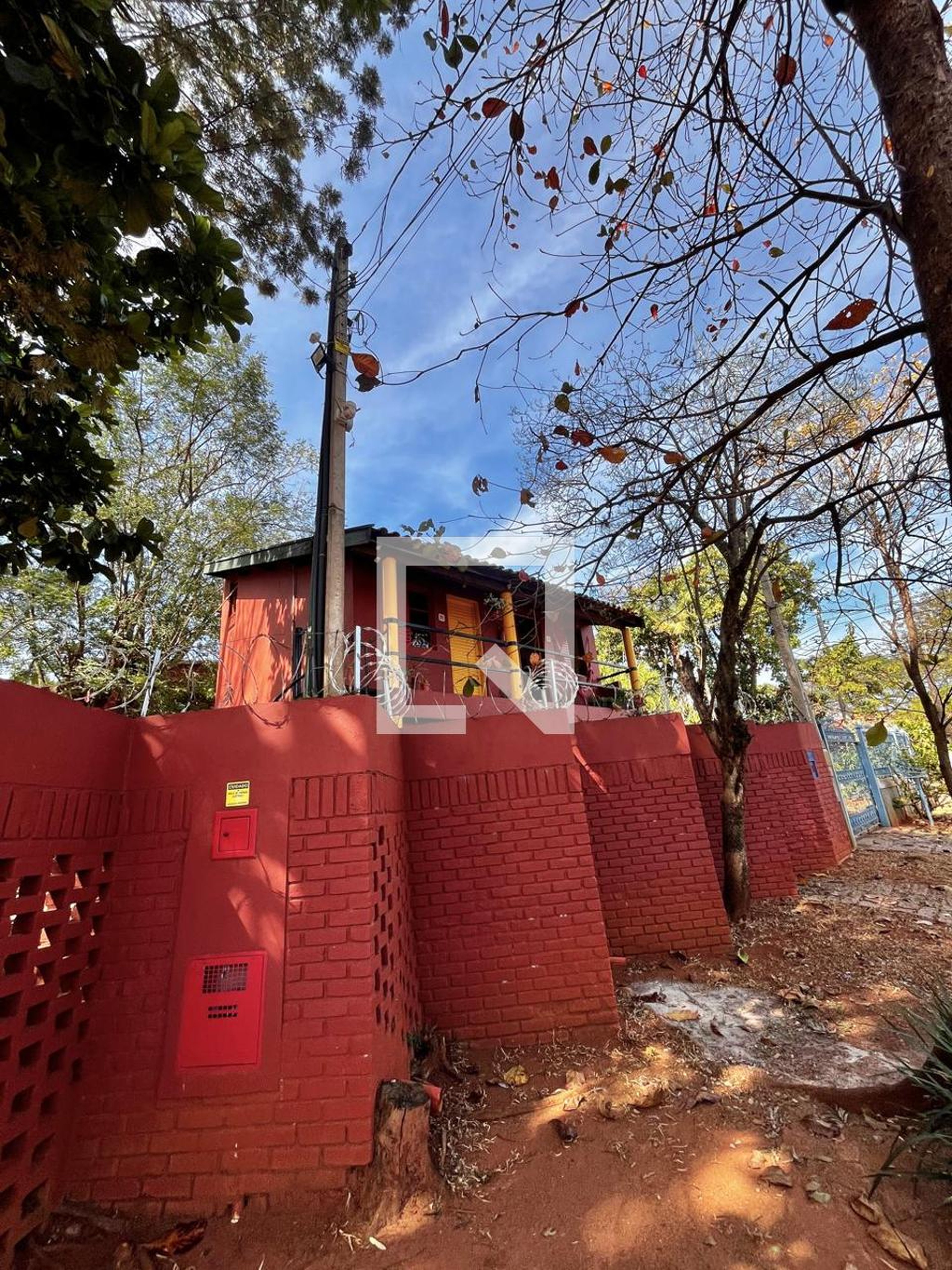 Fachada Condomínio em Rua Vicente Stancato, 26