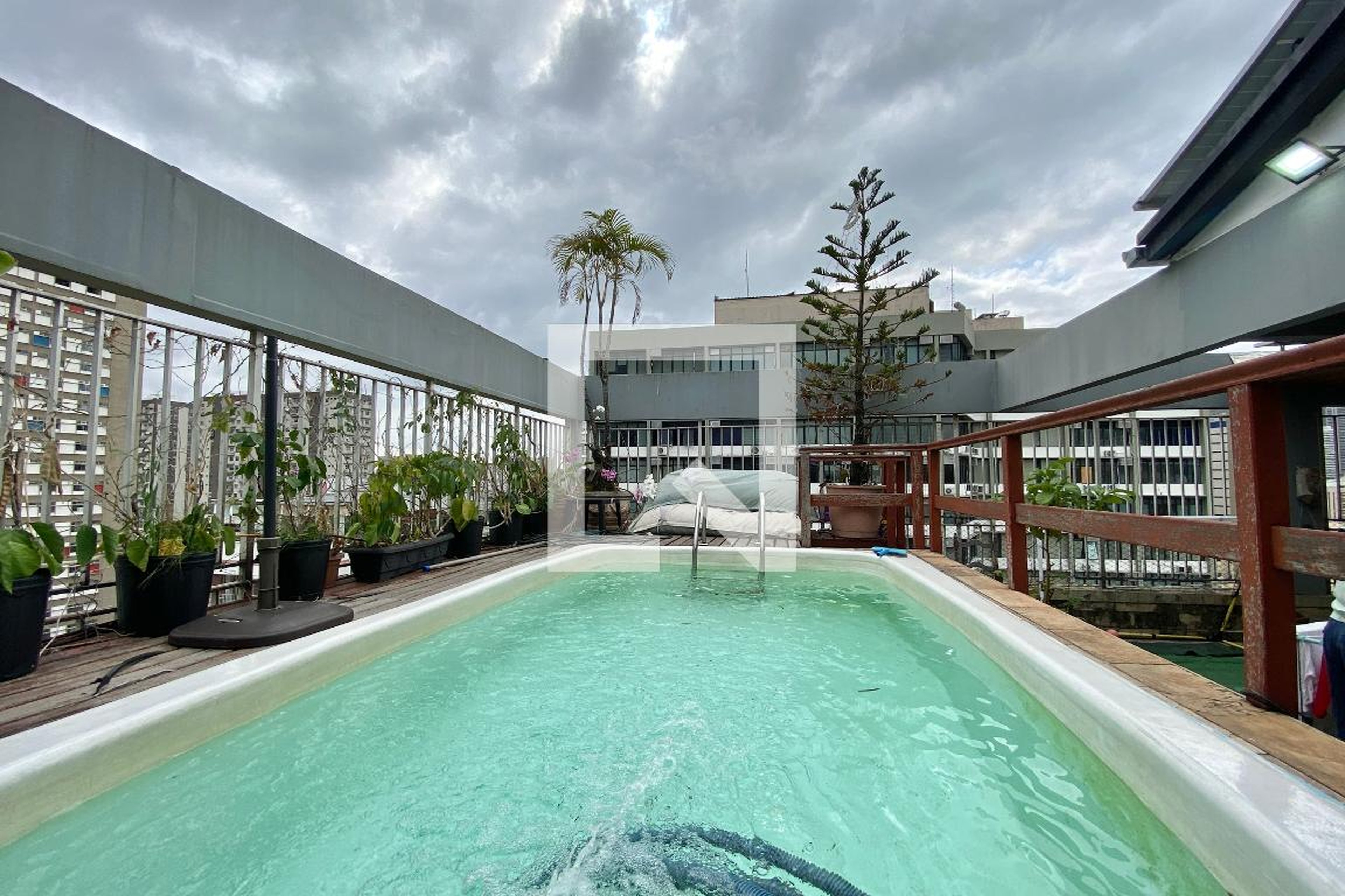 Piscina - Edifício Guilherme Weinschenck