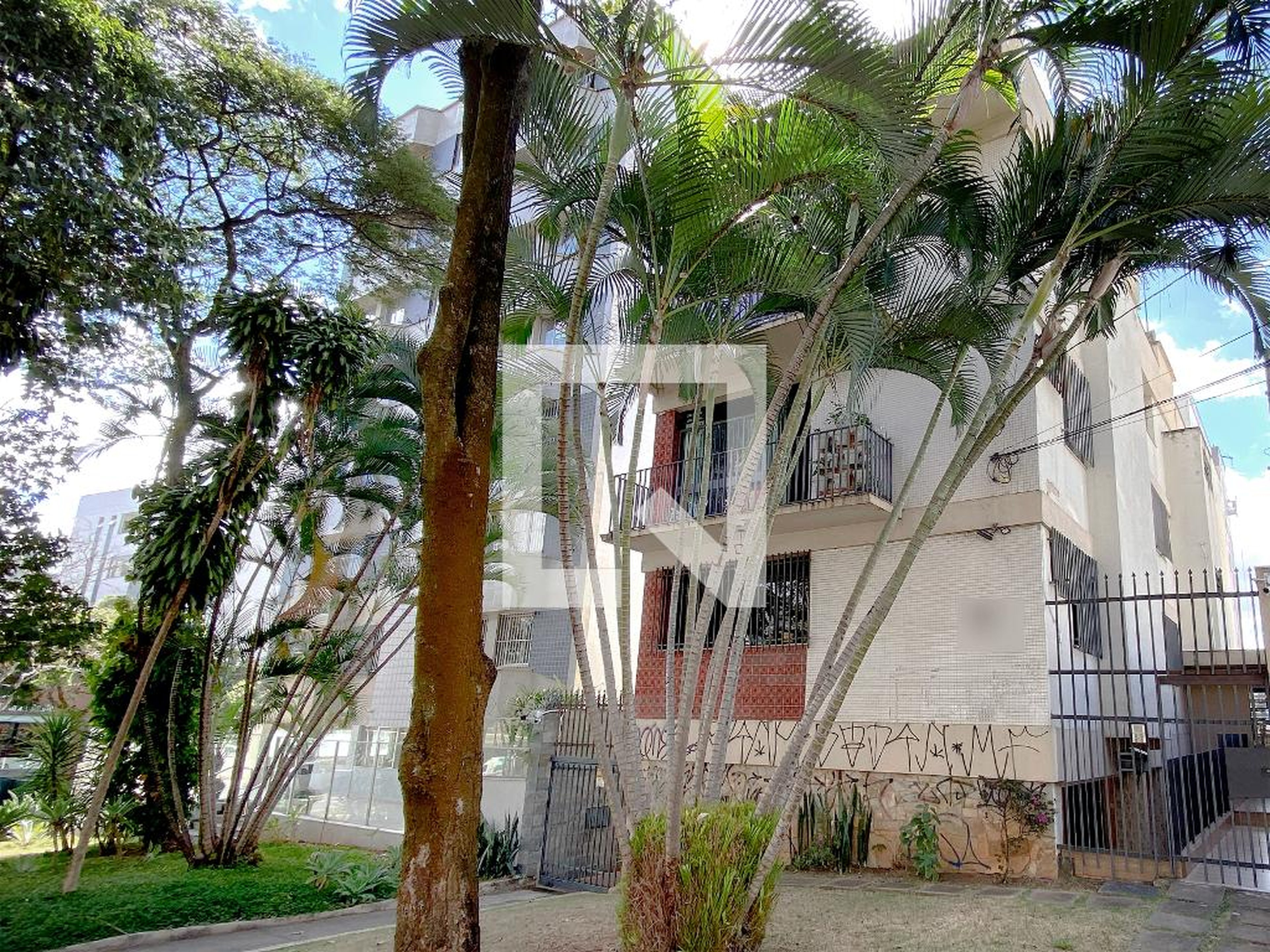 Fachada Condomínio em Avenida José Cândido da Silveira, 235