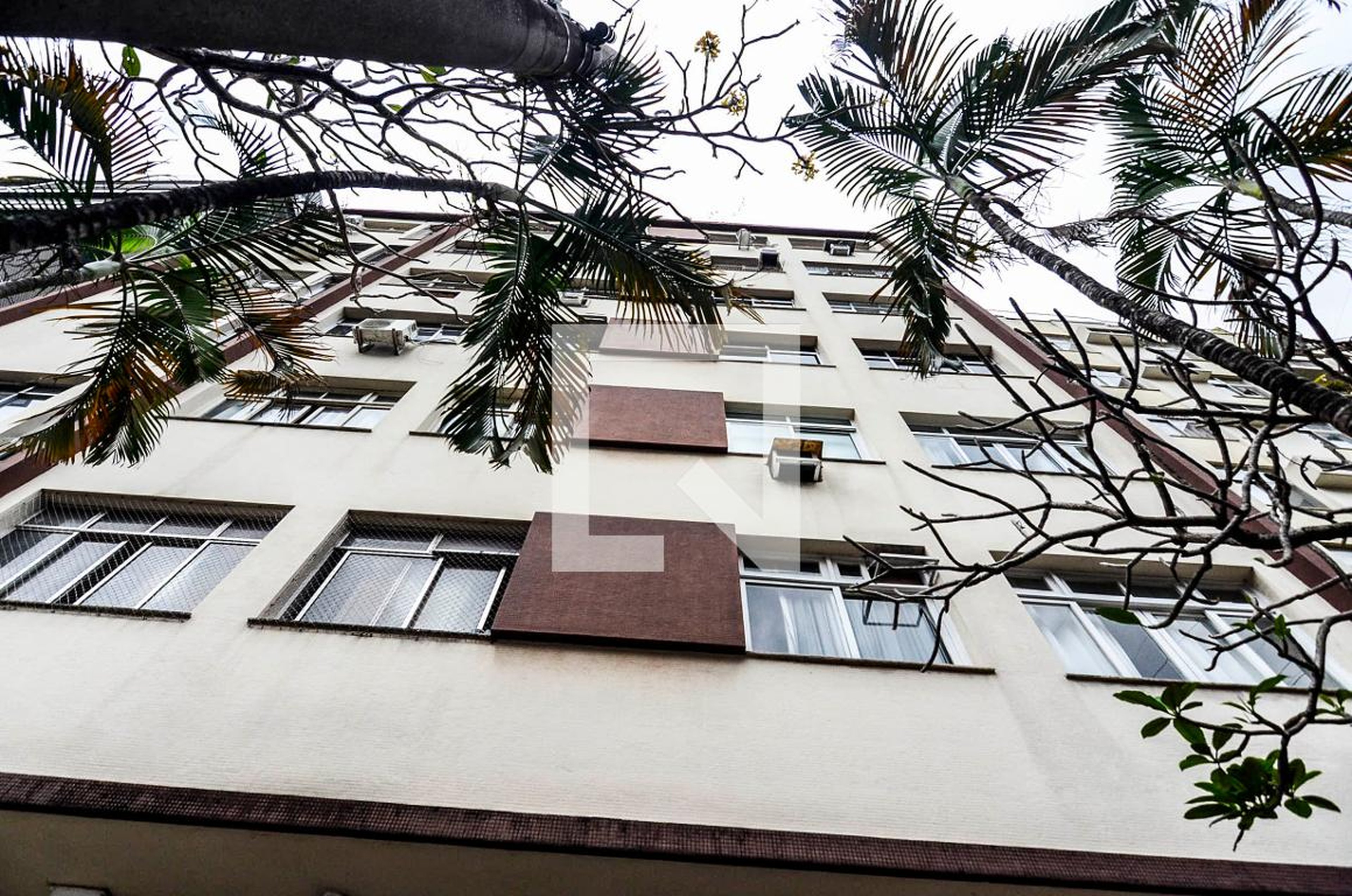 Fachada Condomínio em Rua Conde de Bonfim, 920