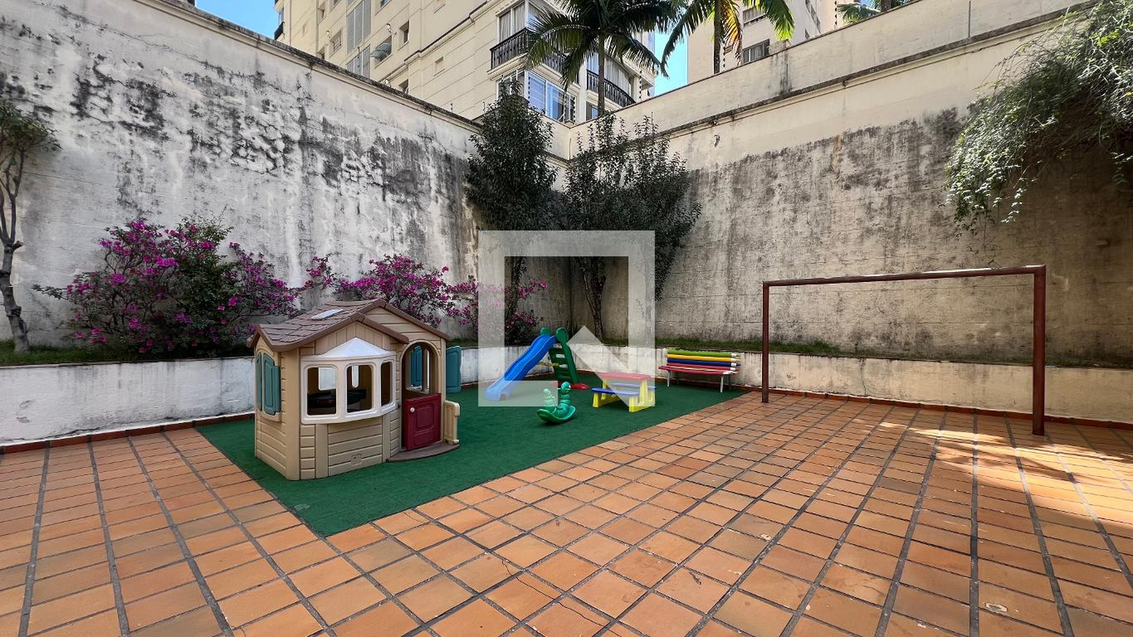 Playground - Edifício Piazza Di Villa Fiorelli
