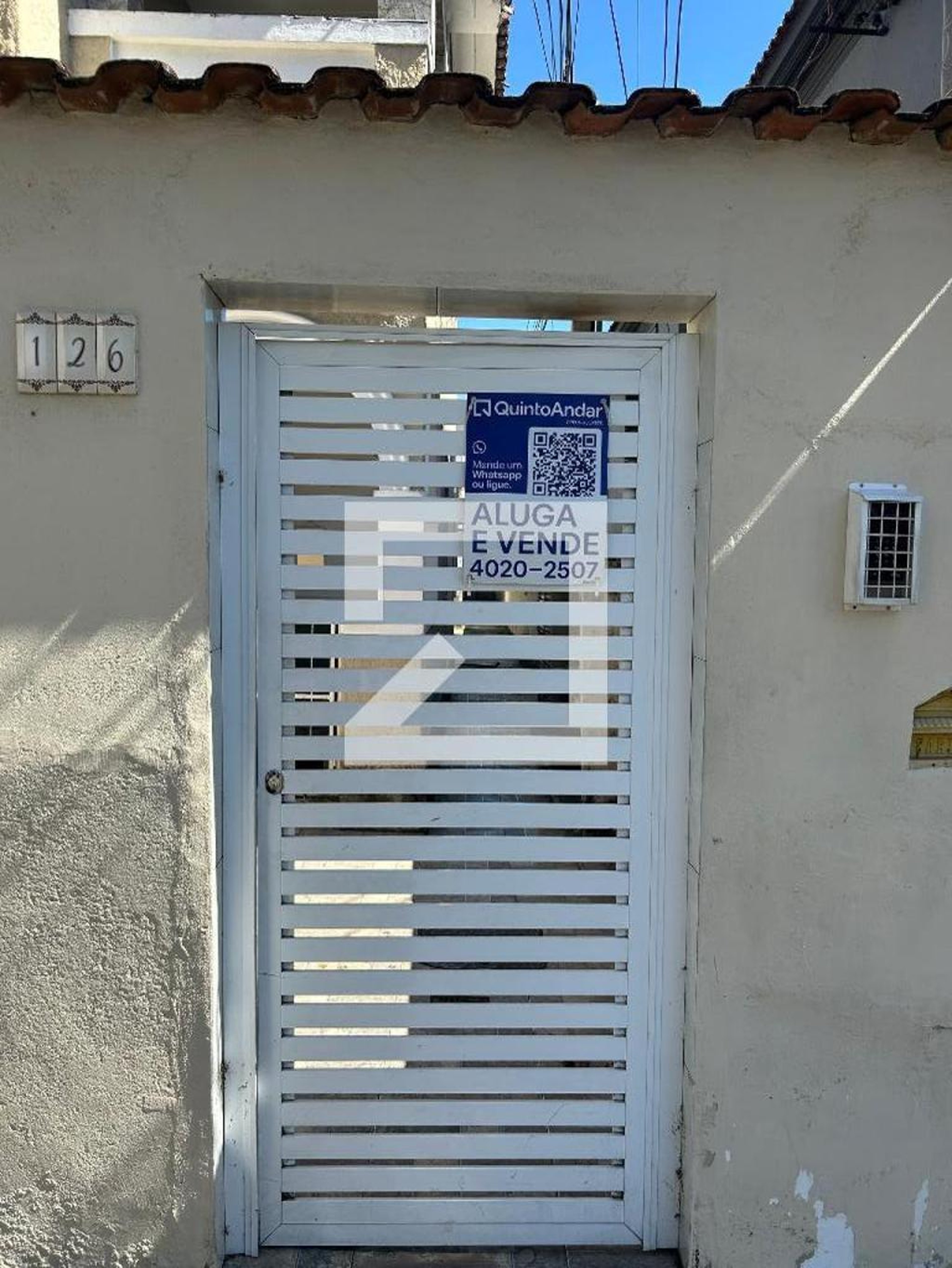 Fachada Condomínio em Rua Bernardo Guimarães, 126