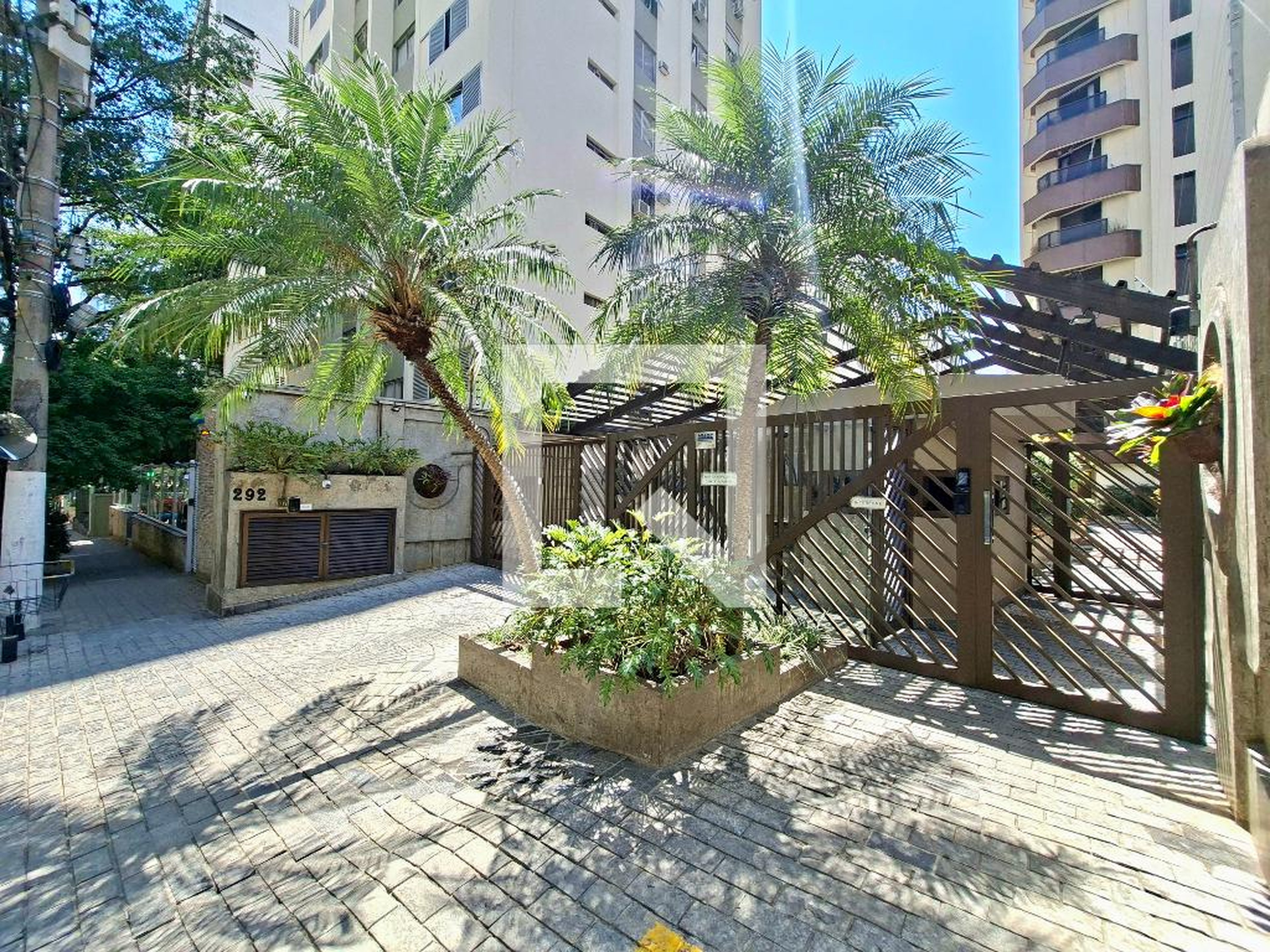 Fachada Condomínio Jardins de Giverny