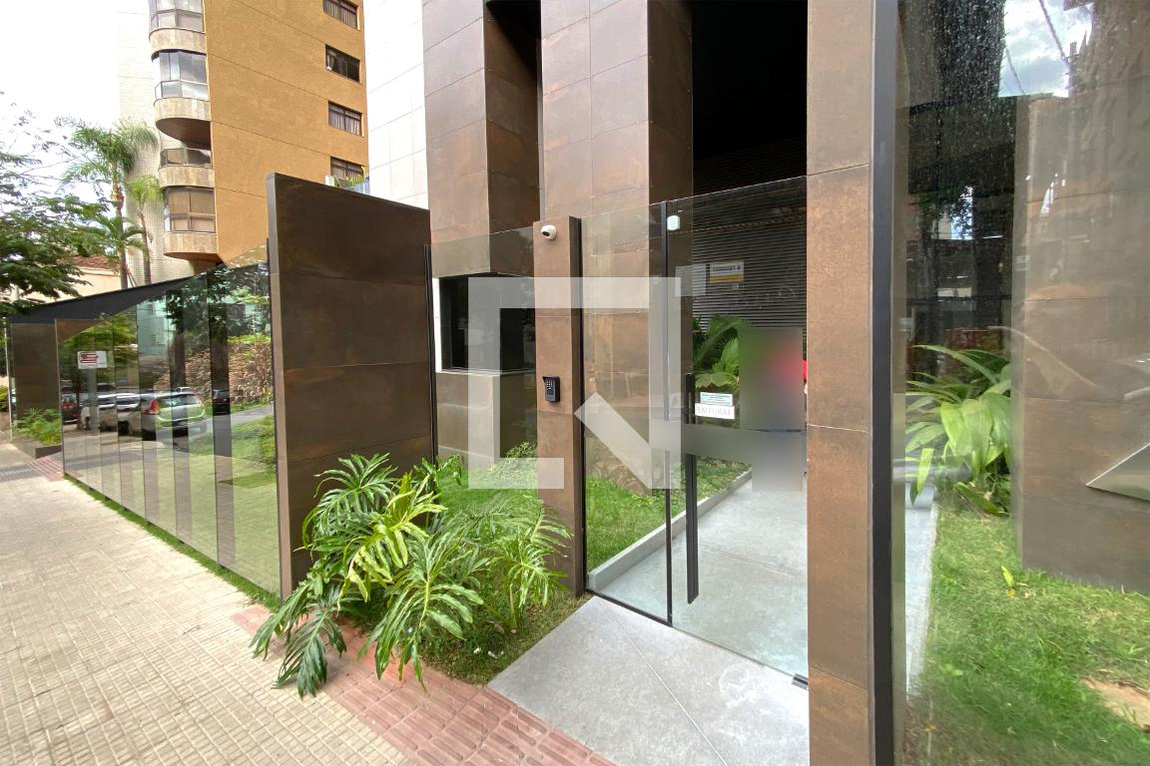 Fachada Condomínio Ed Lumens