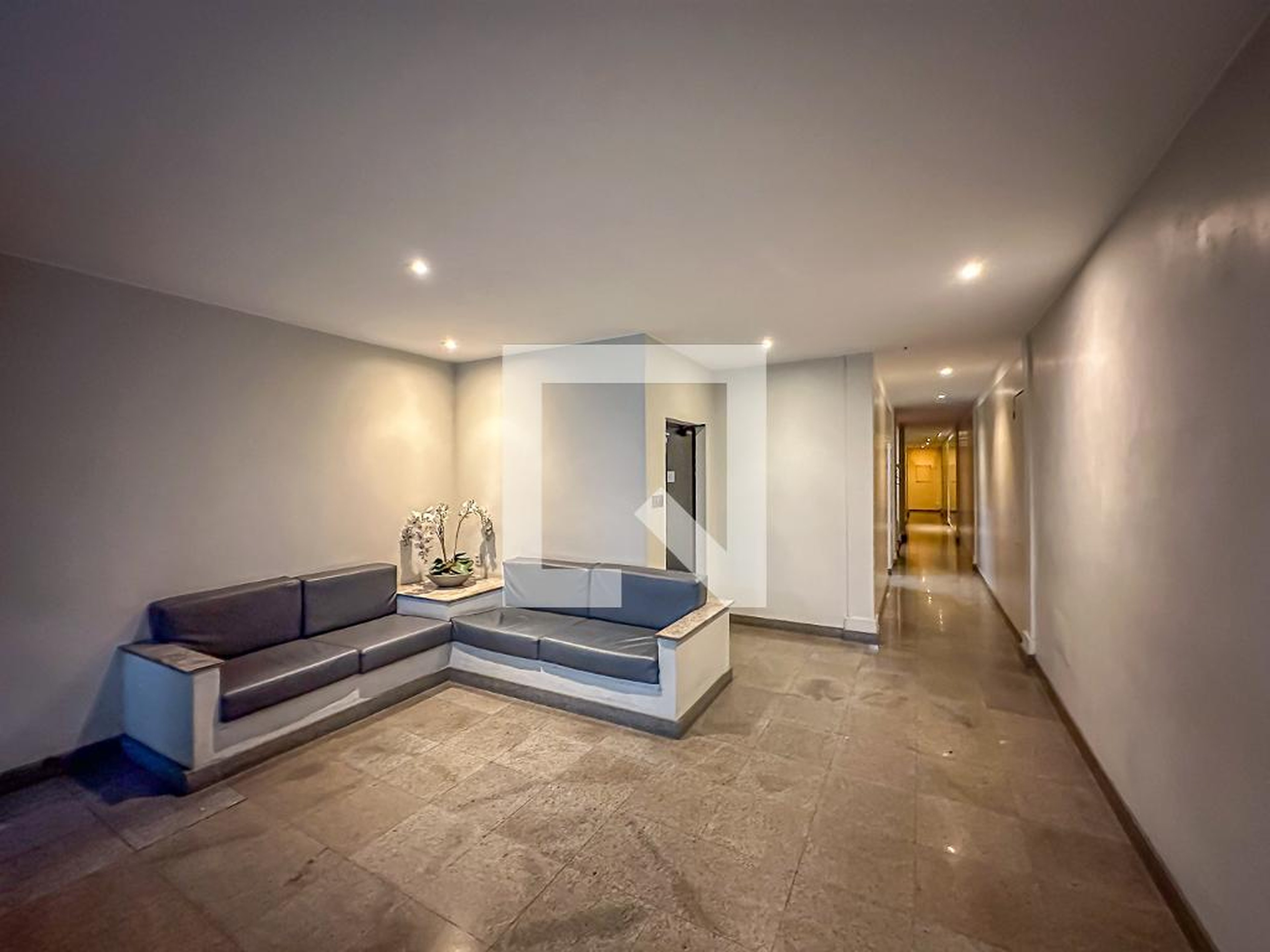 Área comum - George Serrat