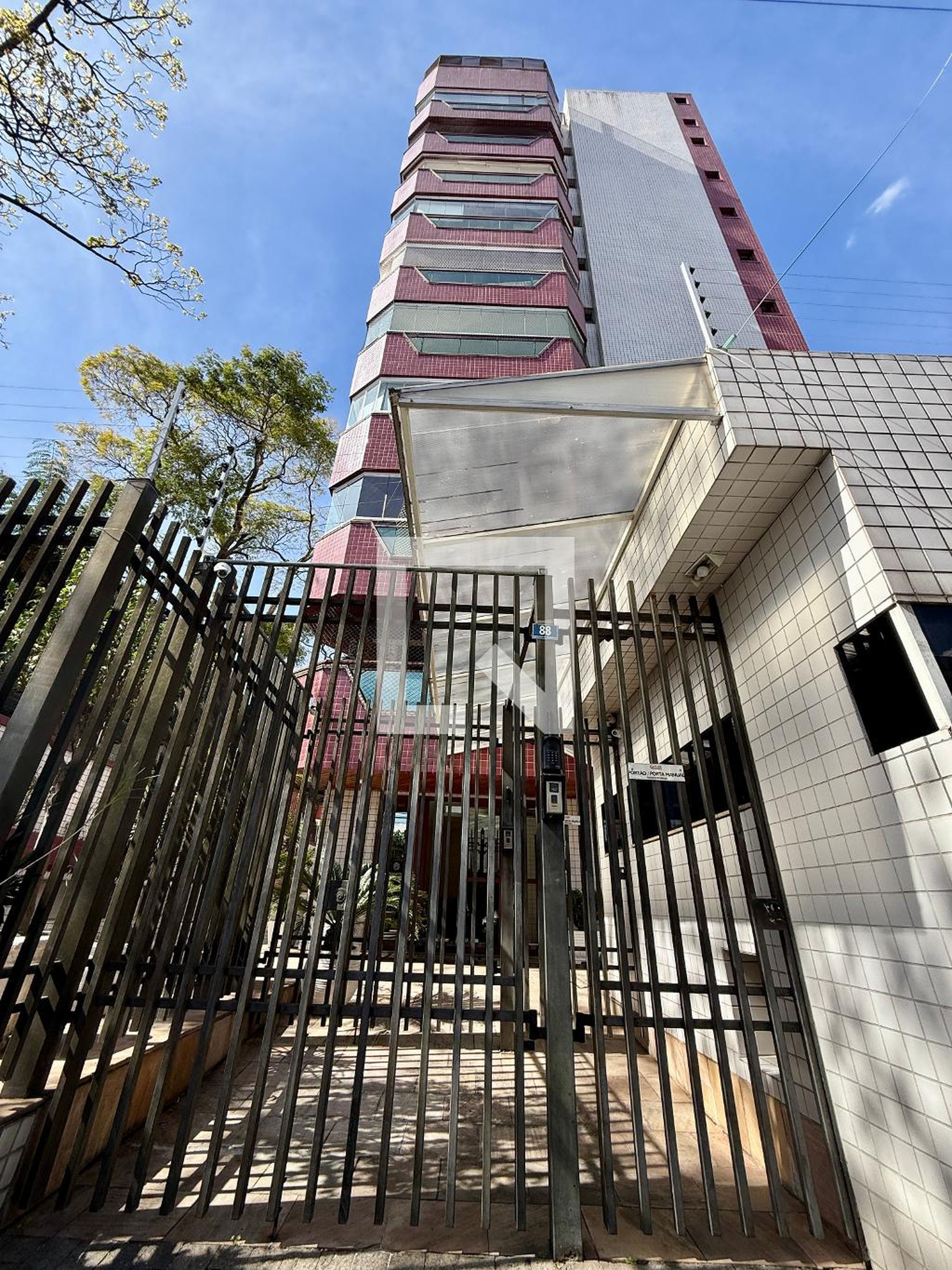 Fachada Edifício Vila Lobos