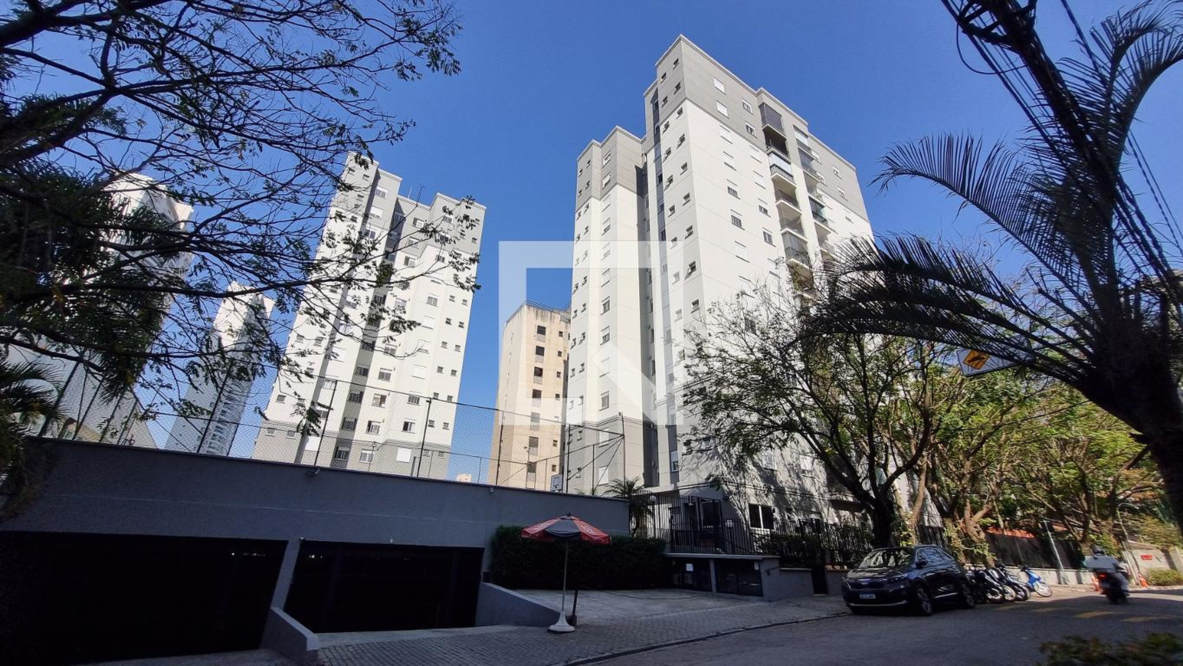Fachada do Prédio Condomínio Torres de Gênova