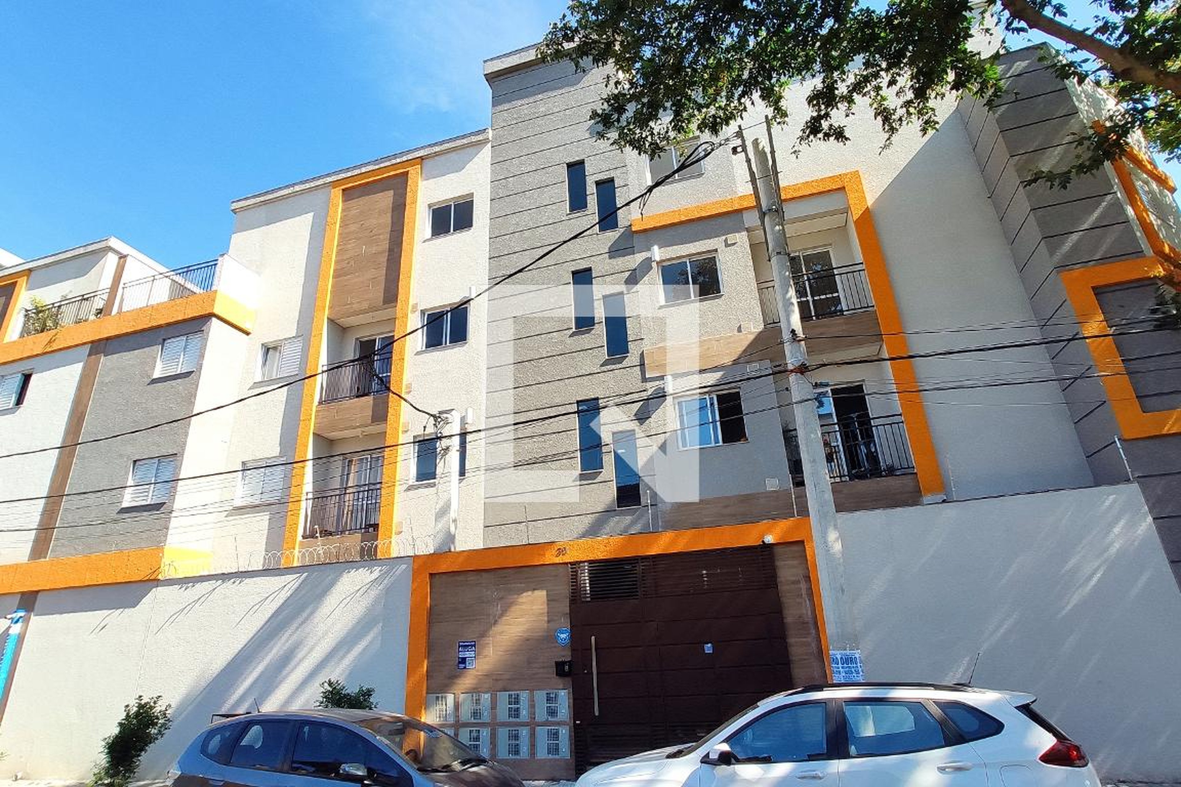 Fachada Condomínio em Rua Clarindo Miranda, 39