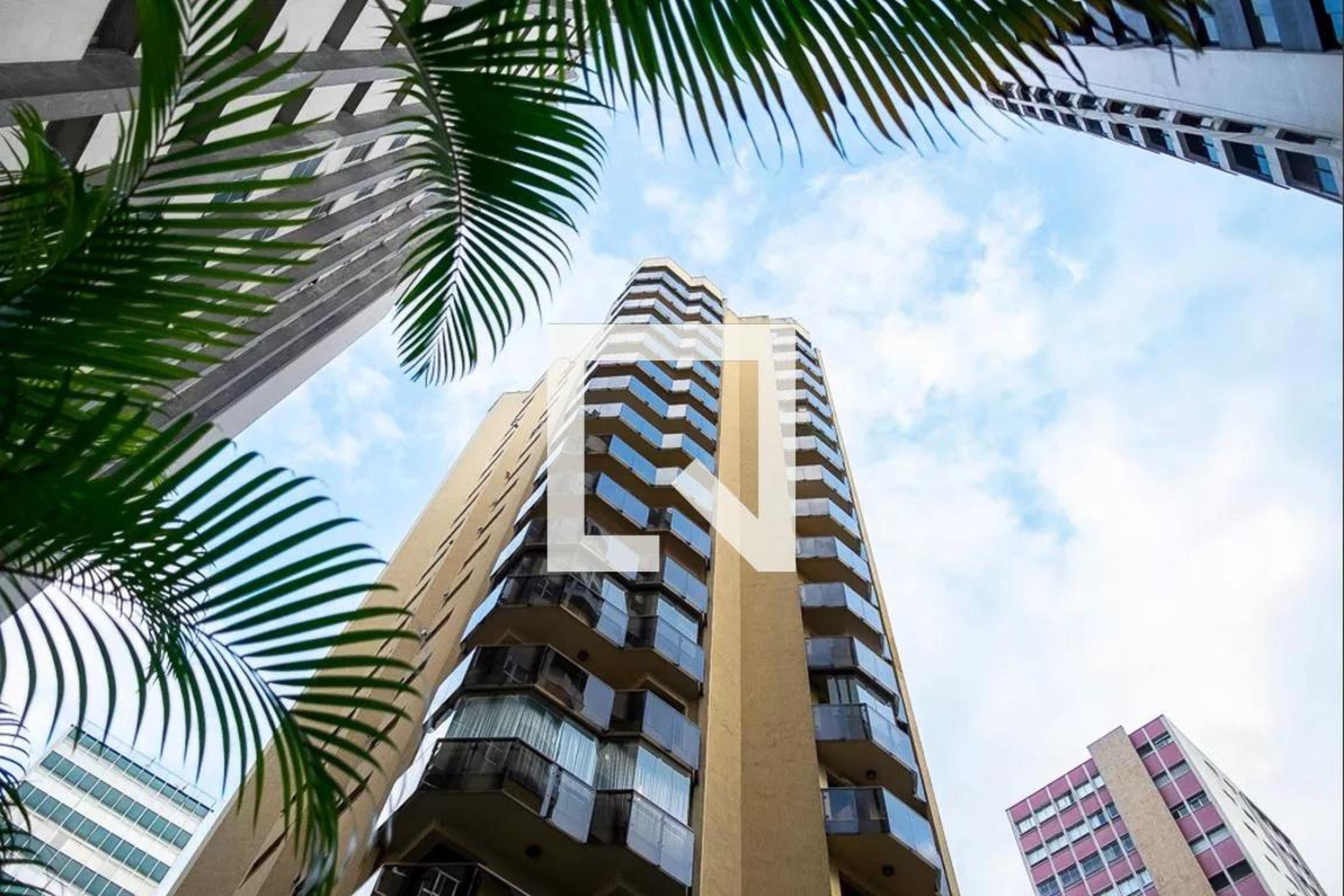 Fachada Condomínio Cosmopolitan