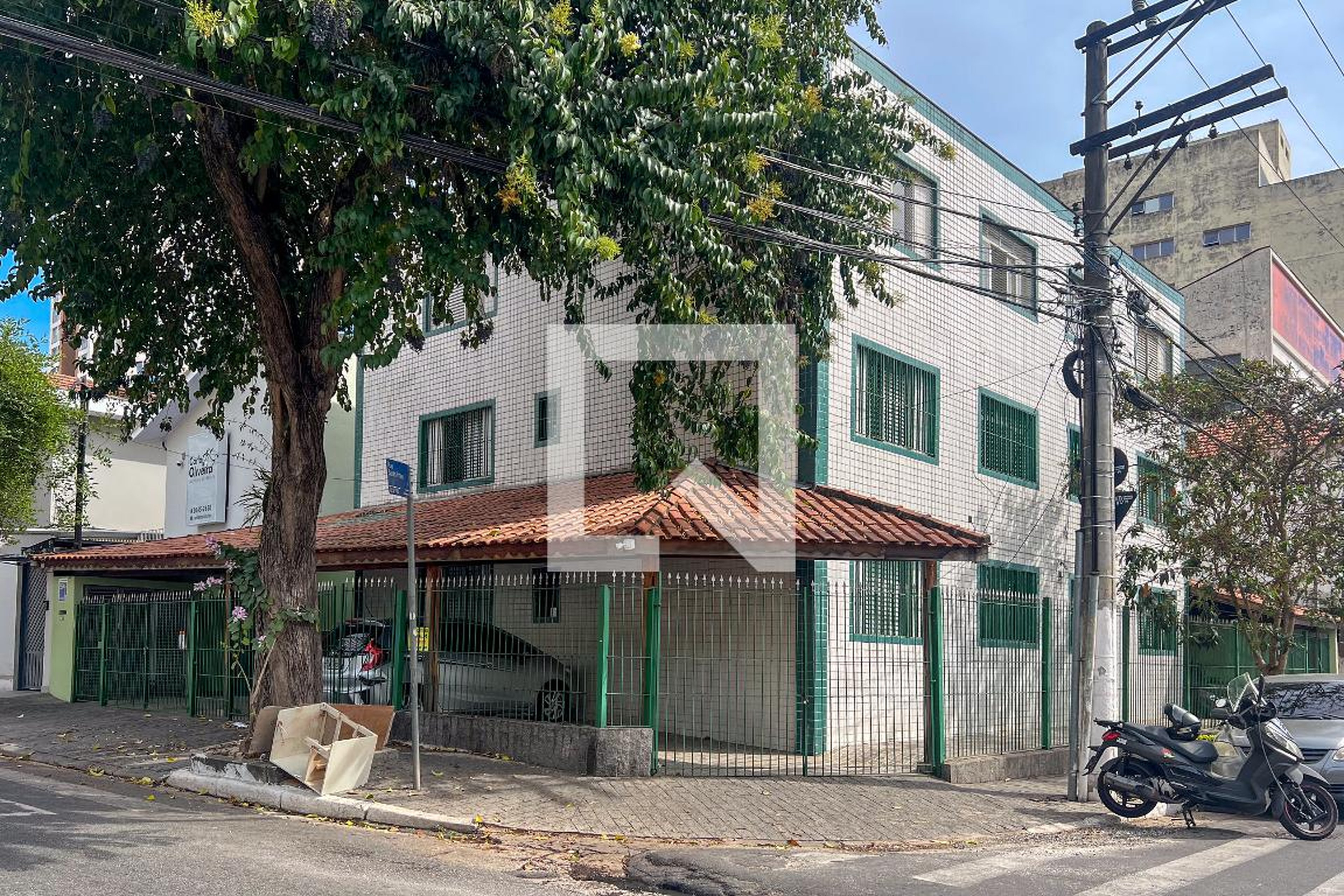 Fachada Condomínio em Rua Padre Machado, 969