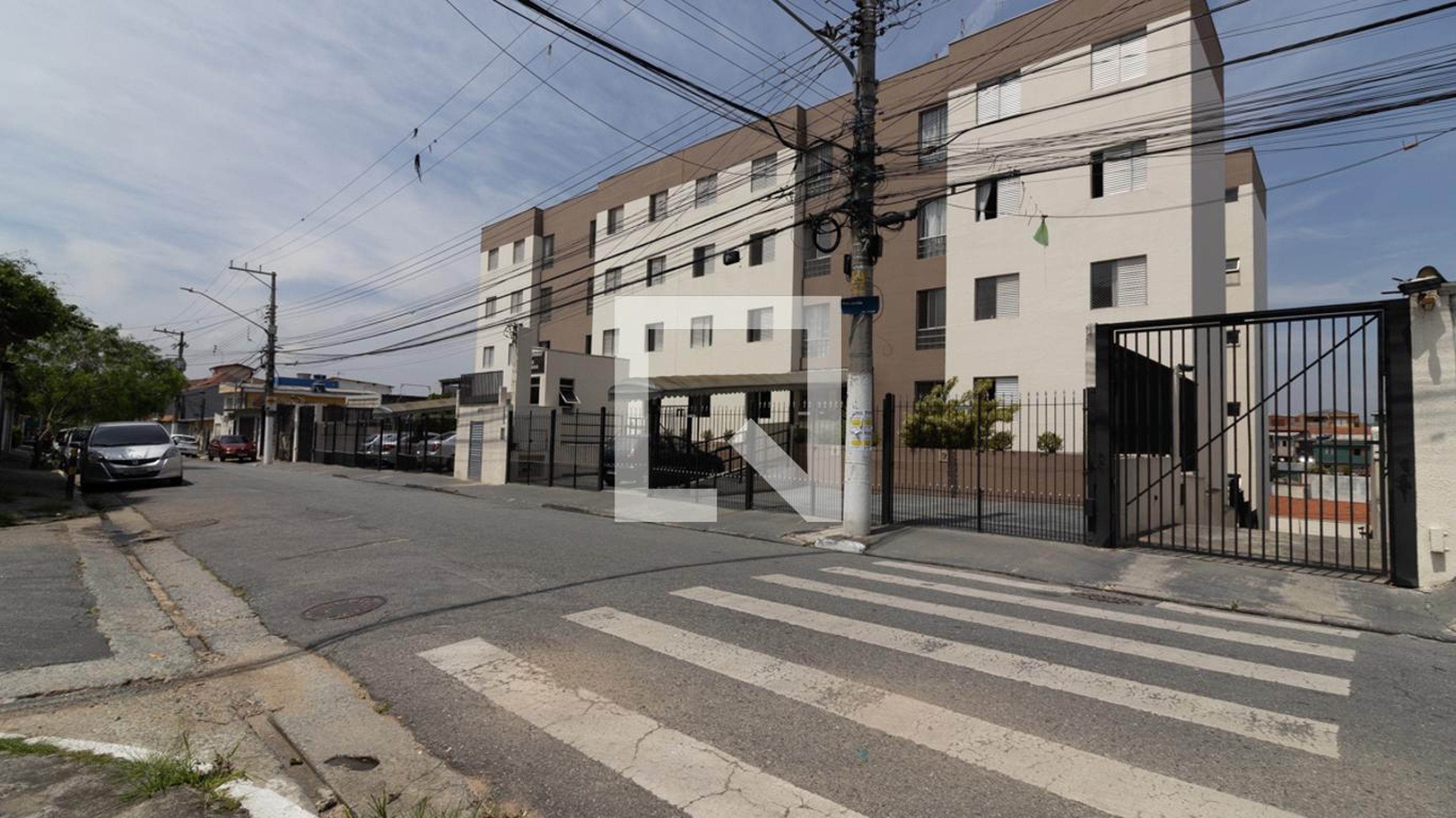 Fachada Condomínio em Rua Jacina, 451