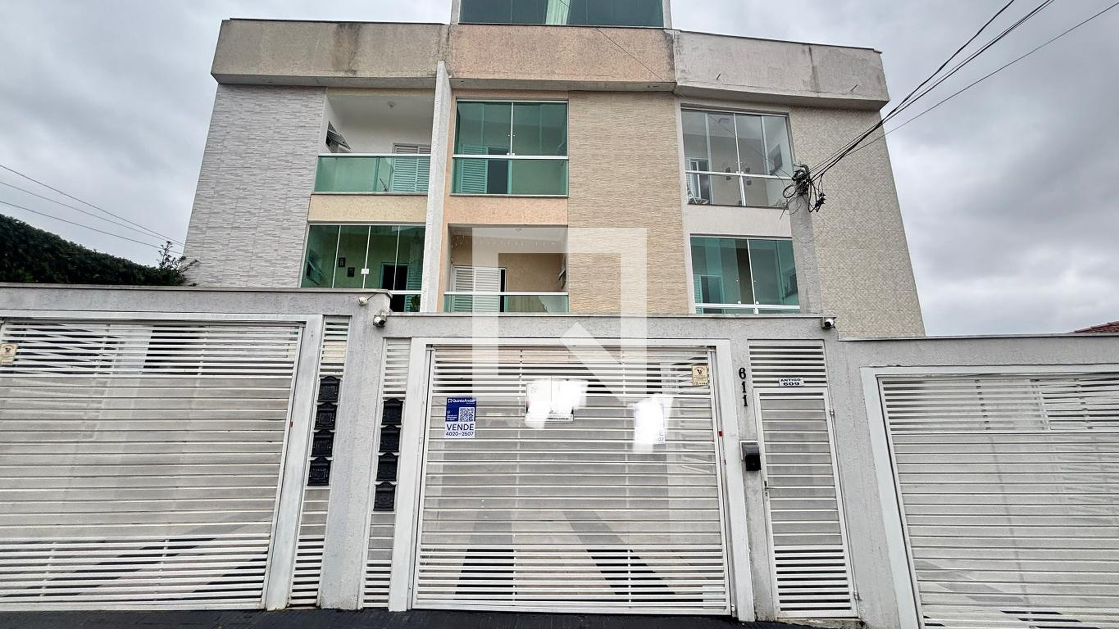 Fachada Condomínio em Rua Anhembi, 611