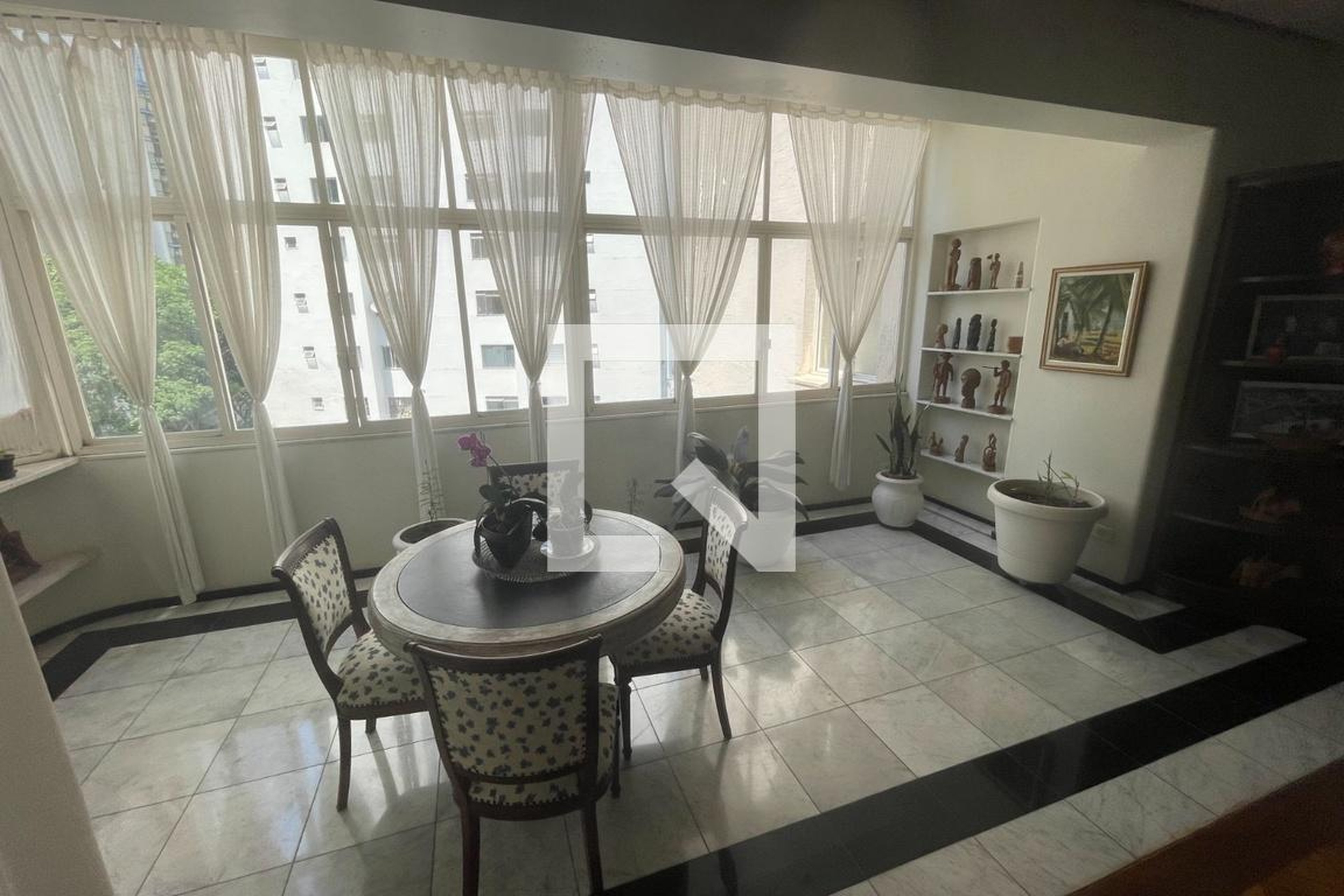 Área comum - Rampa do túnel