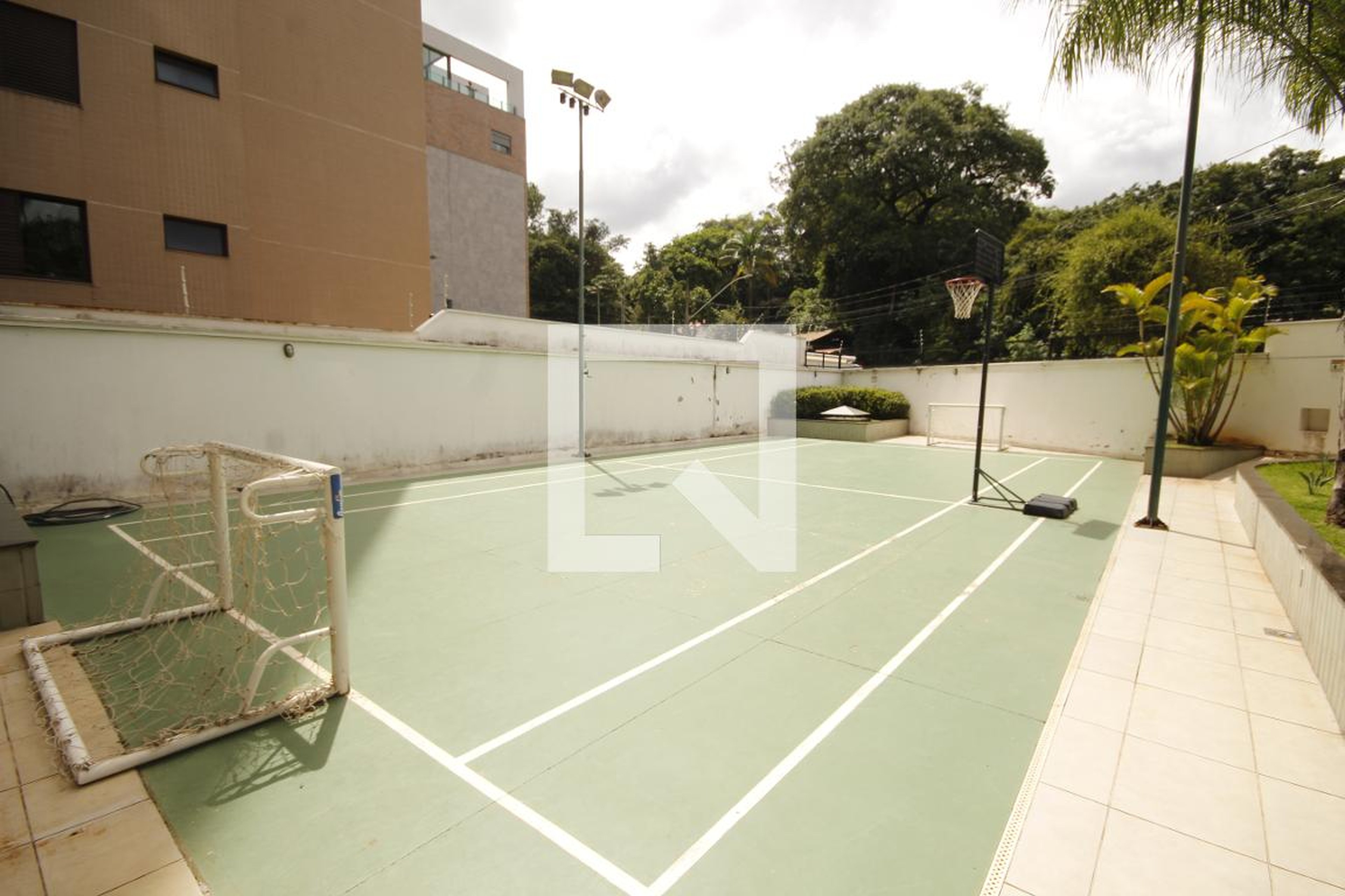 Quadra - Edifício Parque Serranos