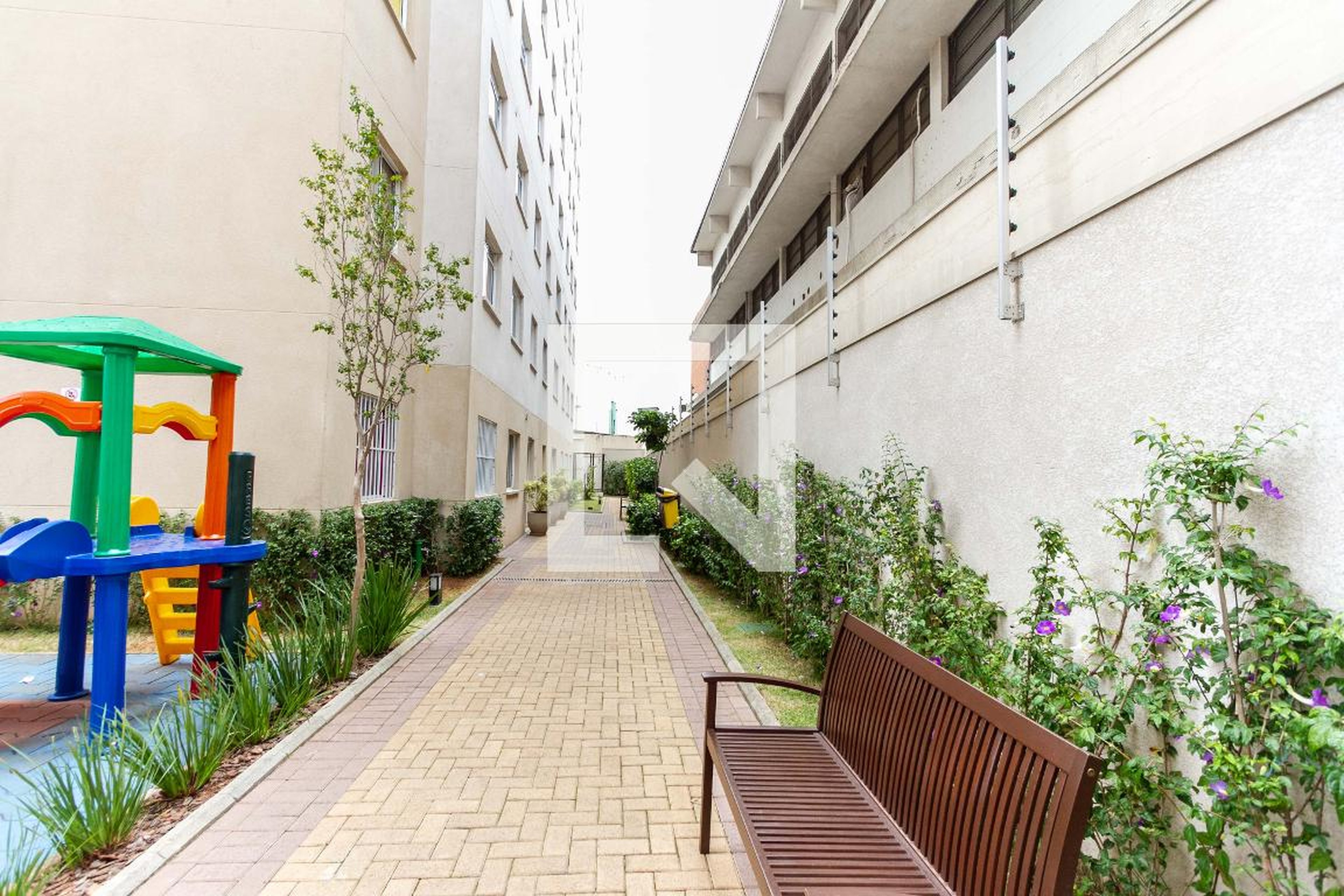 Playground - Plano e Plano & Estação Barra Funda