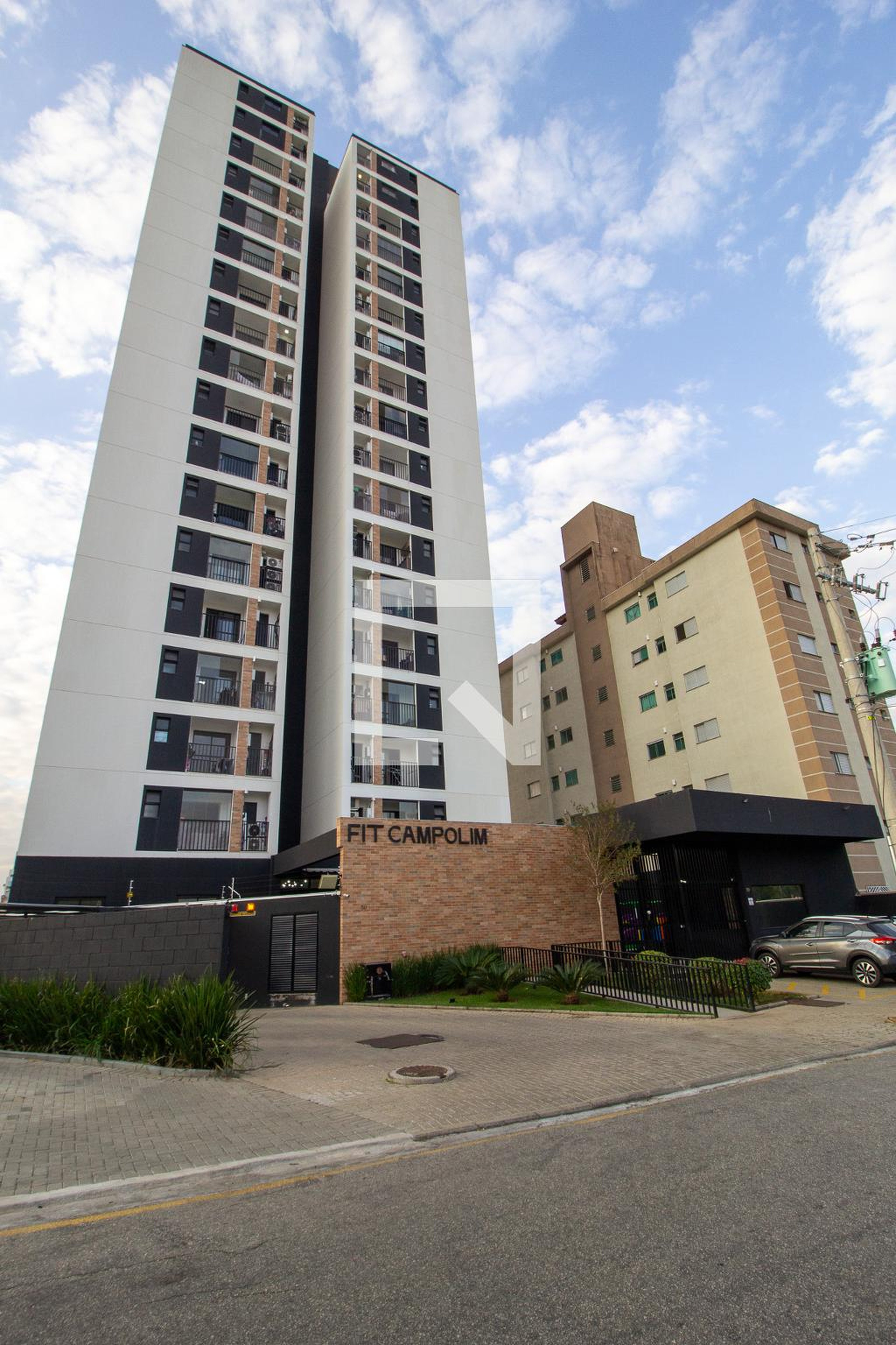 Fachada Condomínio Fit Campolim