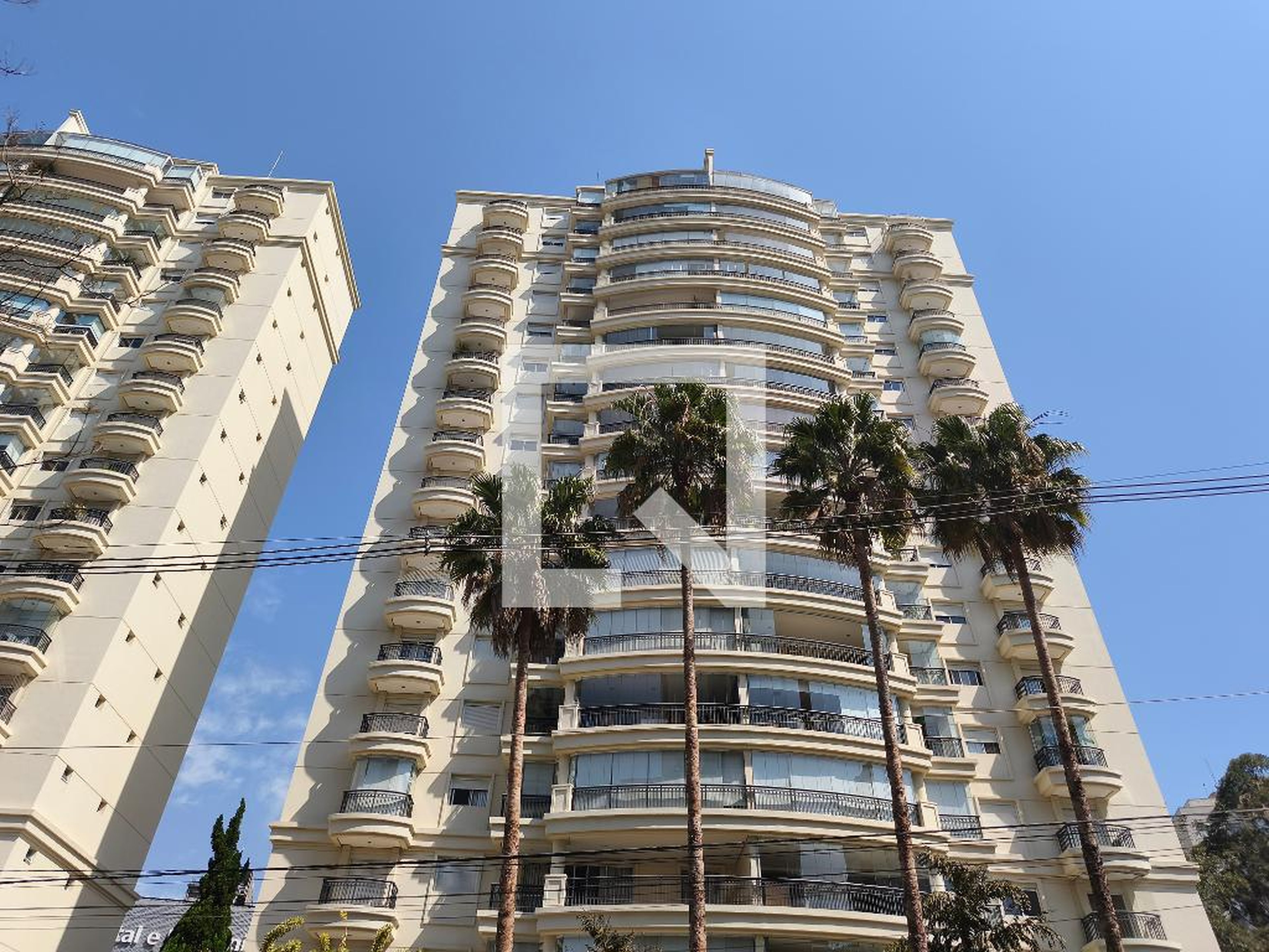 Fachada Condomínio Place de La Concorde