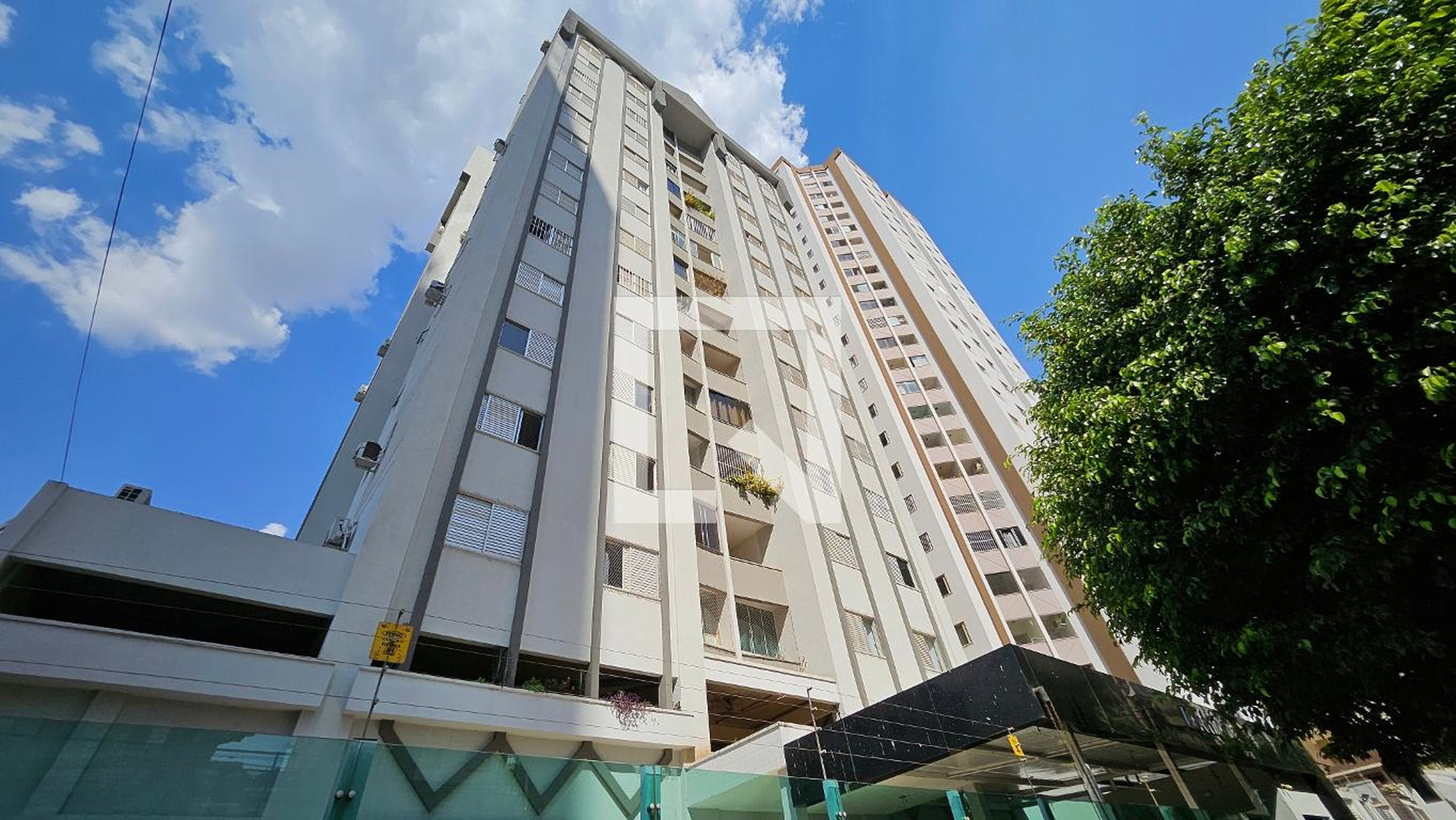 Fachada do Prédio Condomínio Columbia