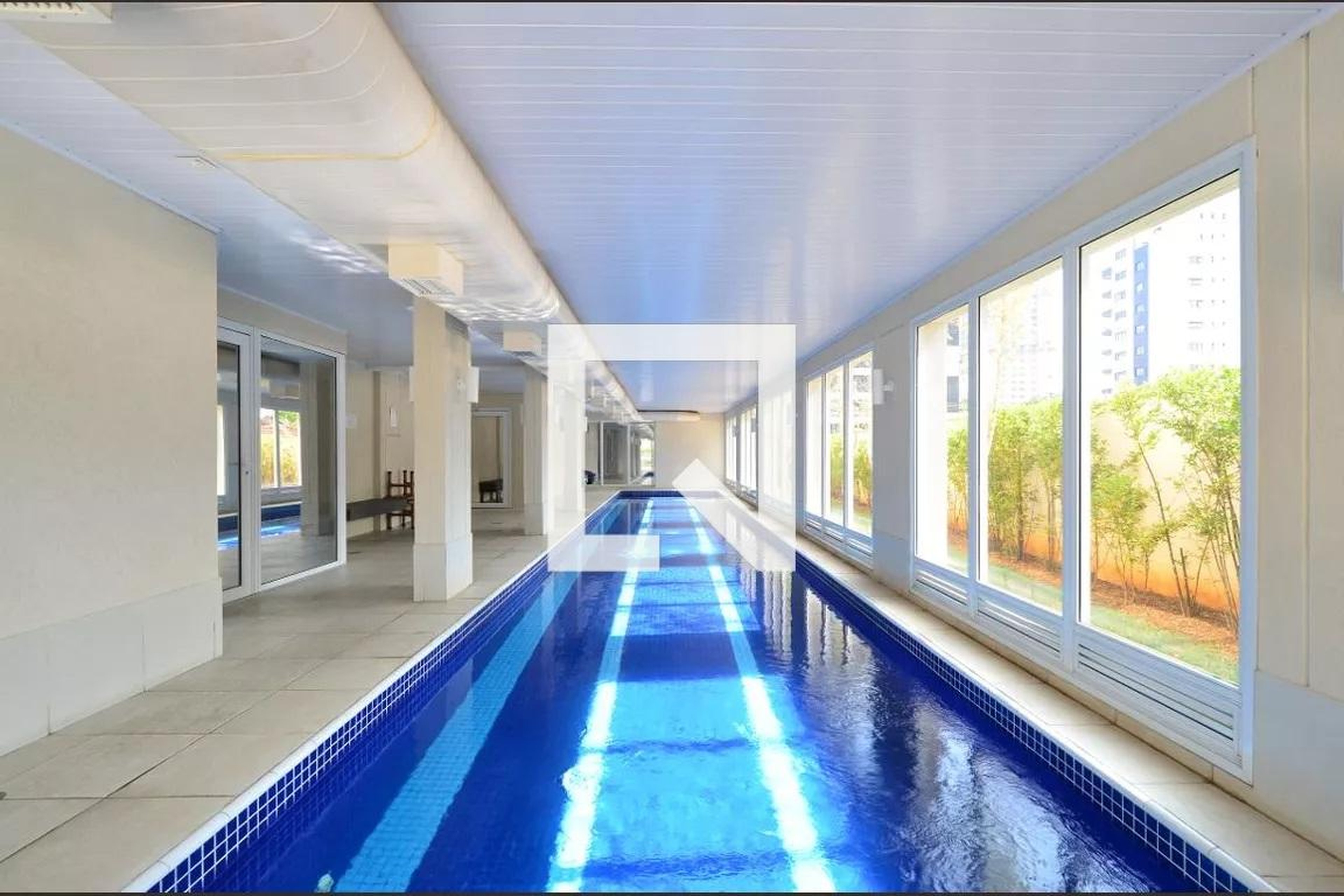Piscina Coberta - Moderno life Bacelar