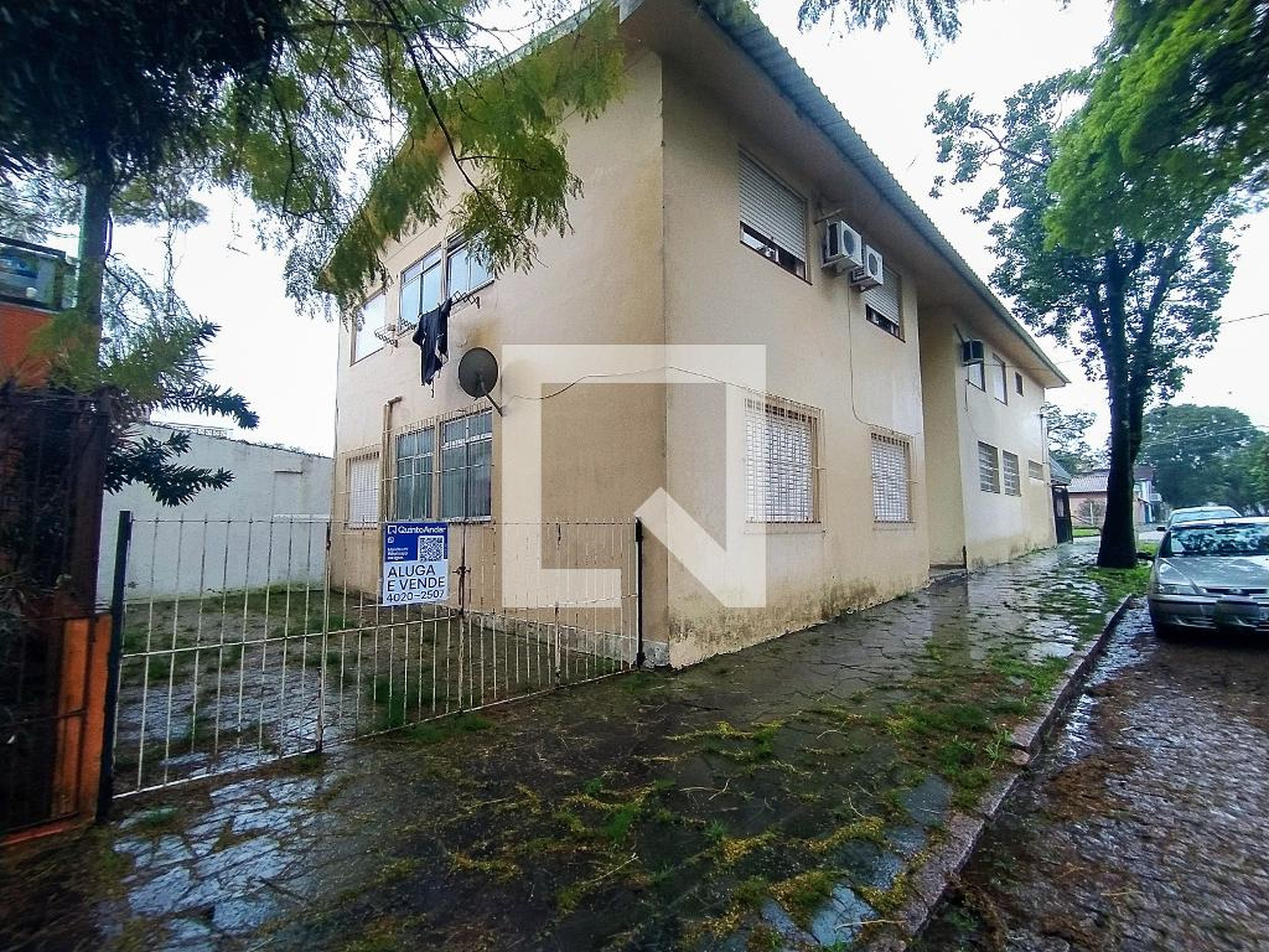 Fachada Condomínio em Rua Cangussu, 1085