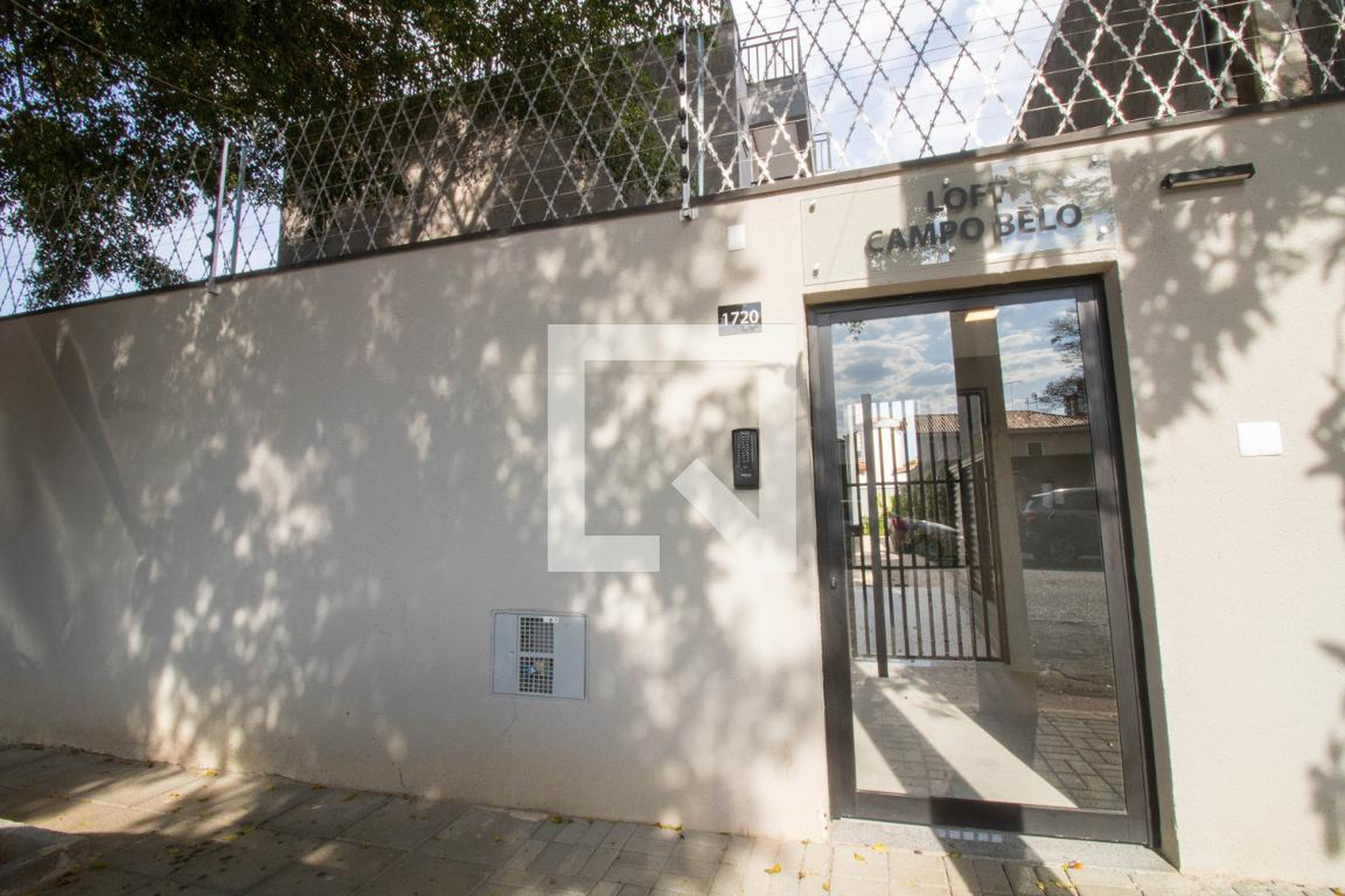 Fachada Condomínio Loft Campo Belo