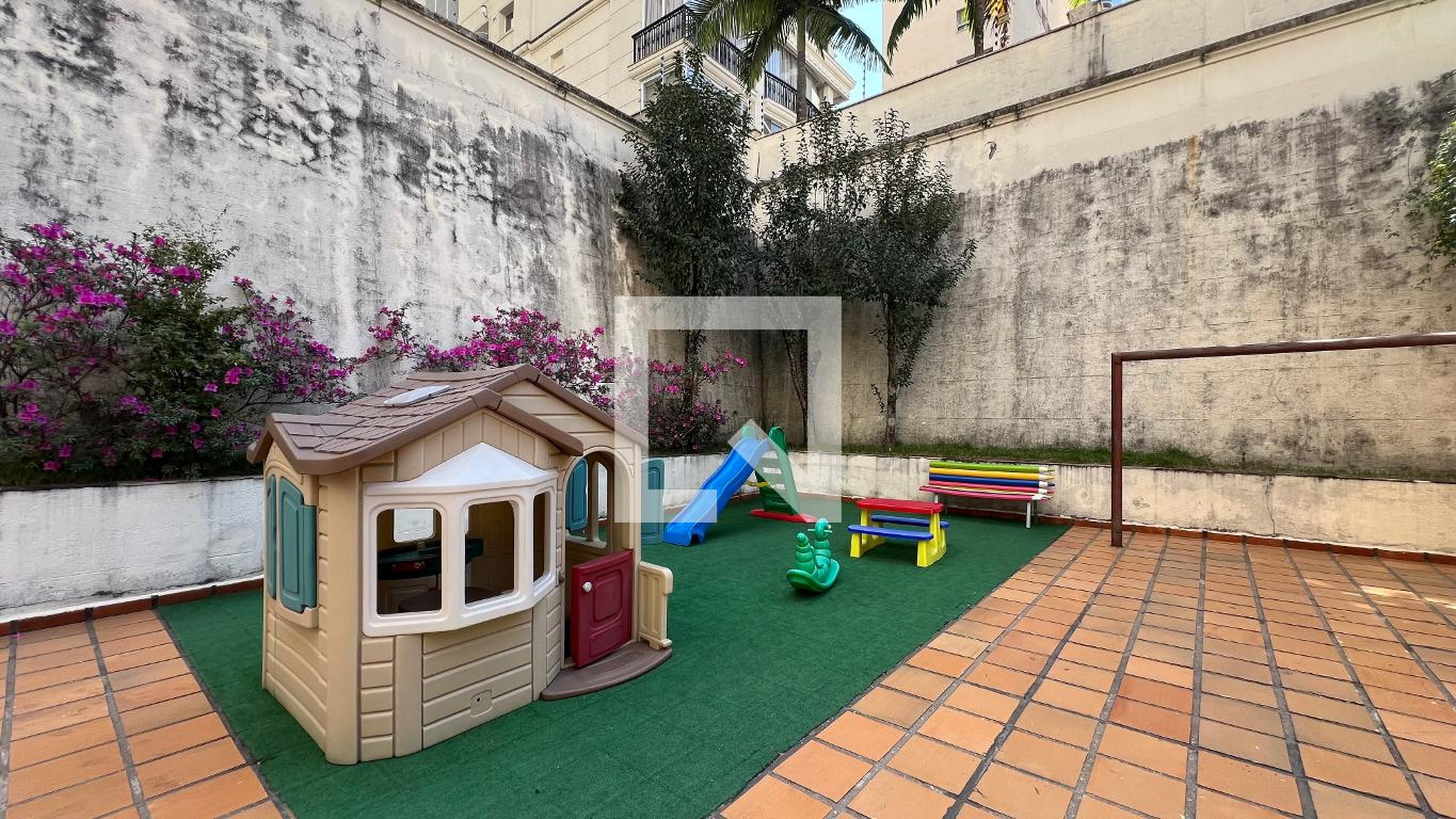 Playground - Edifício Piazza Di Villa Fiorelli