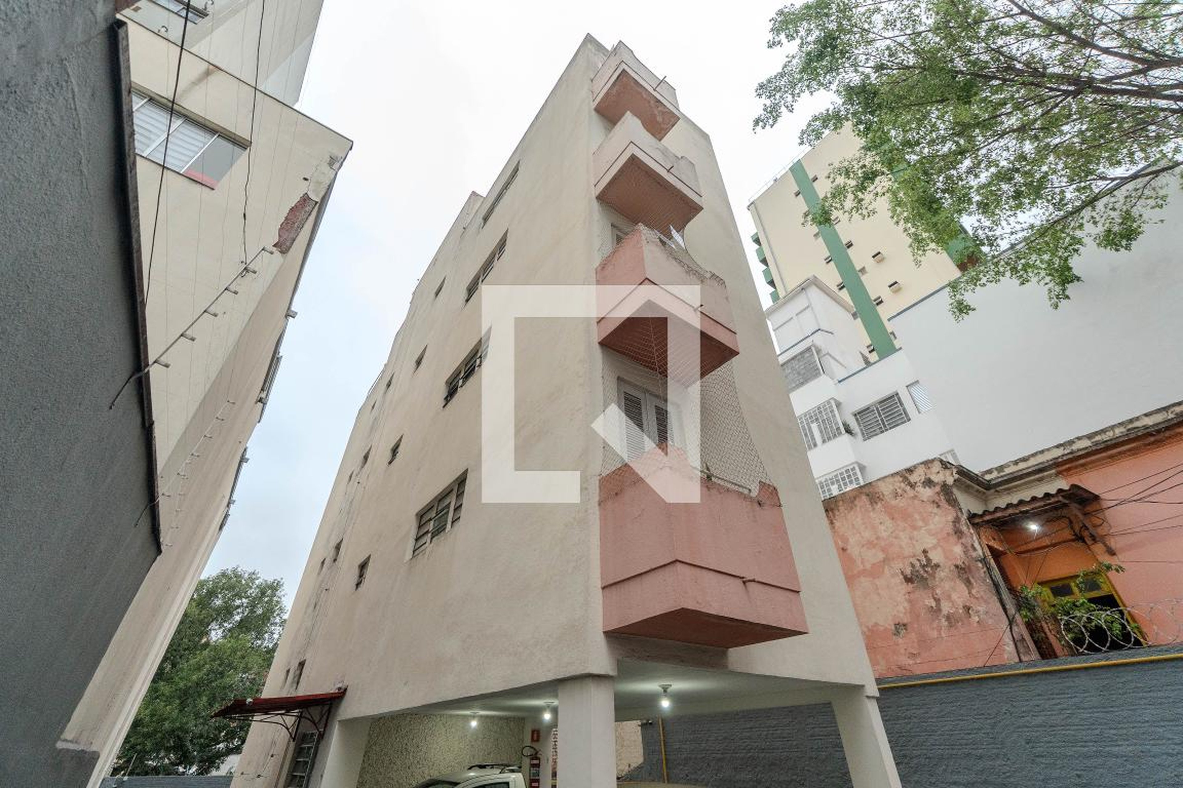 Fachada Condomínio Maria Jose