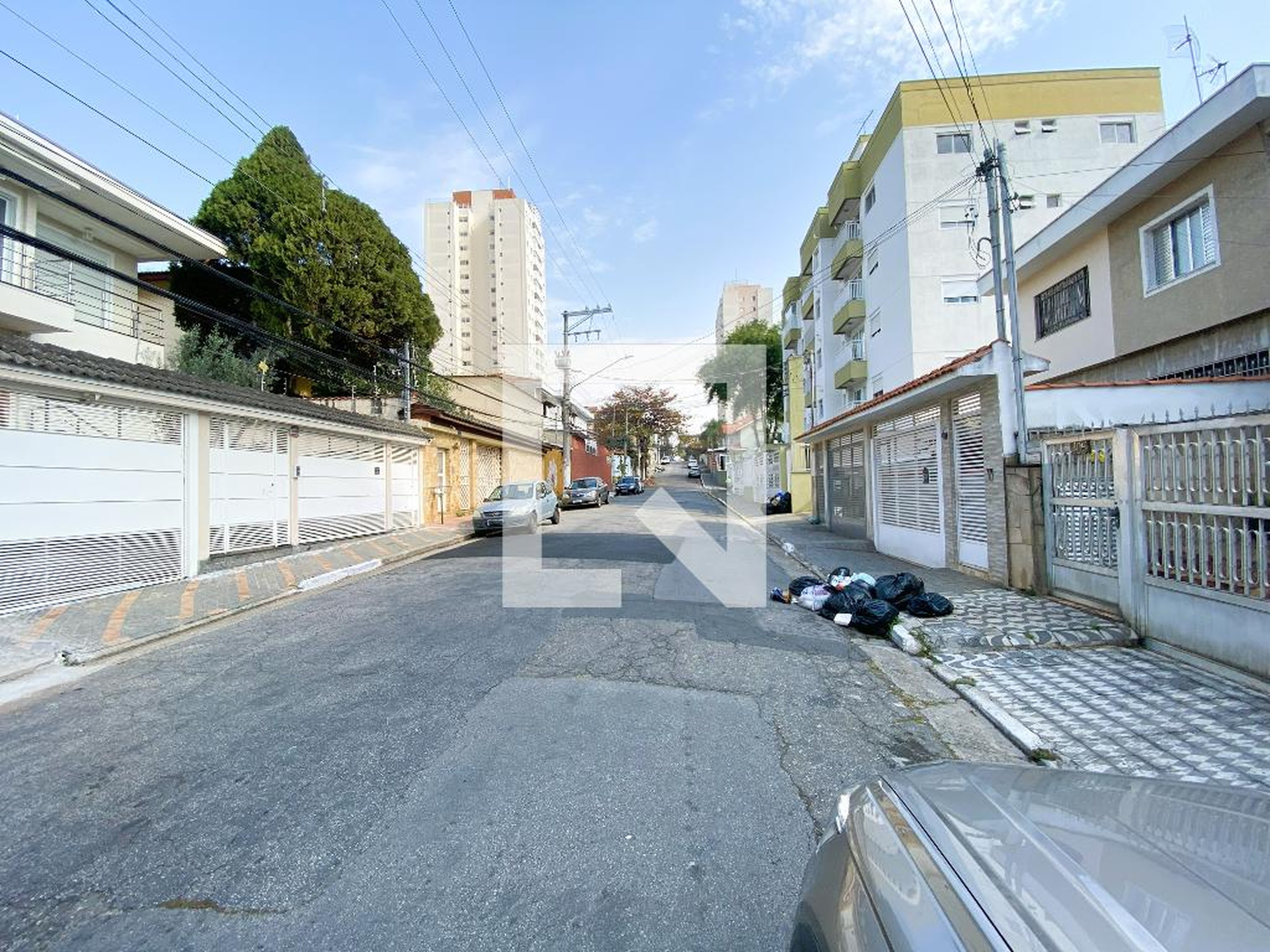 Fachada Condomínio em Rua Henrique Braglia, 412