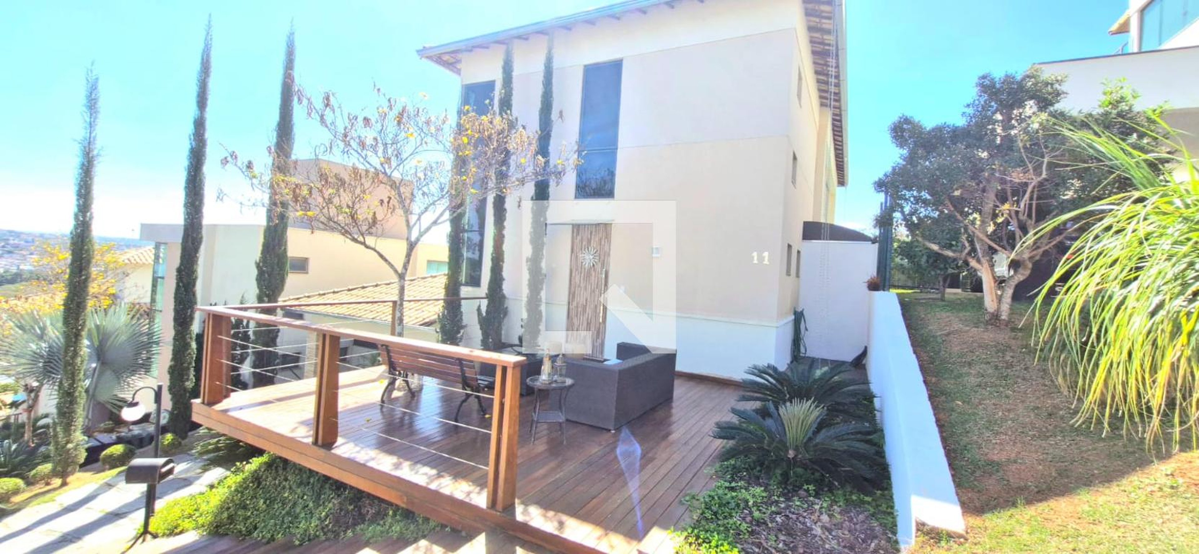 Fachada Condomínio em Rua Lindolfo da Costa Viana, 1255