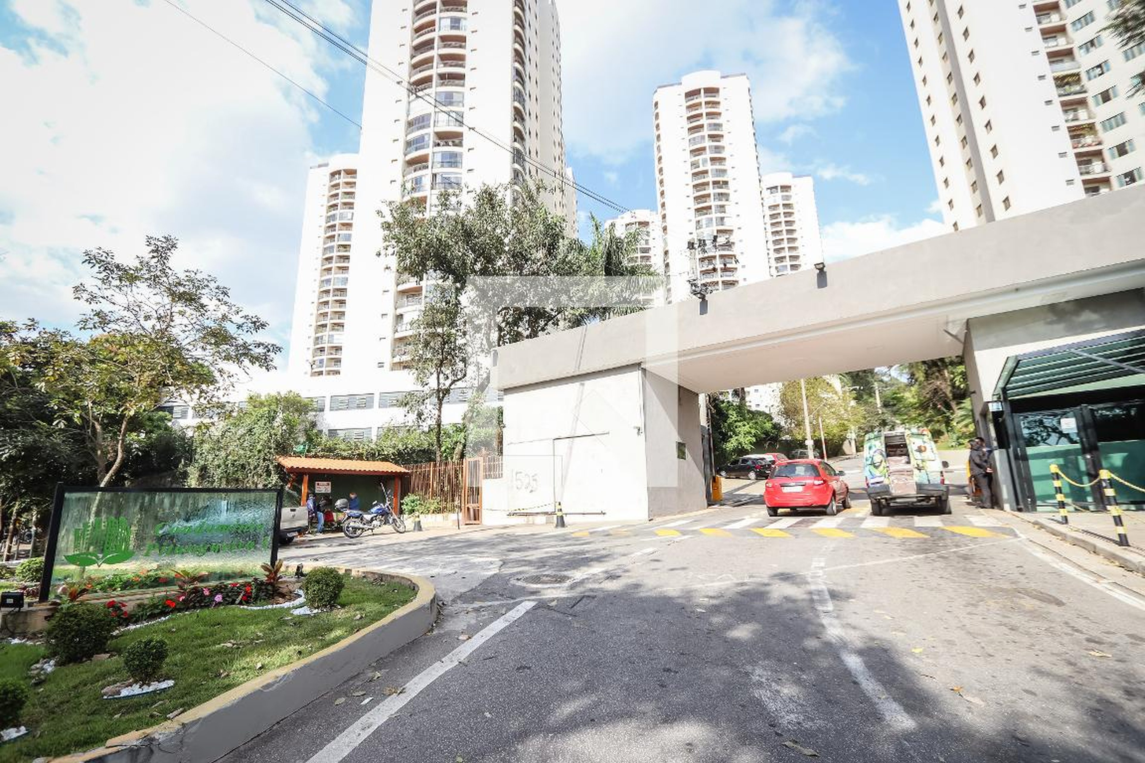 Fachada do Prédio Condomínio Pitangueira I