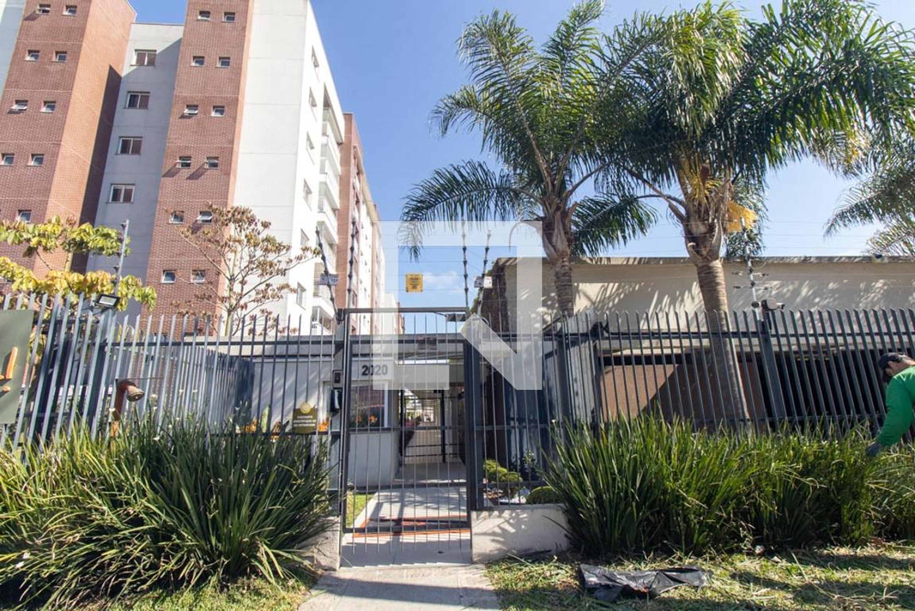 Fachada do Condomínio Condomínio Bonjour