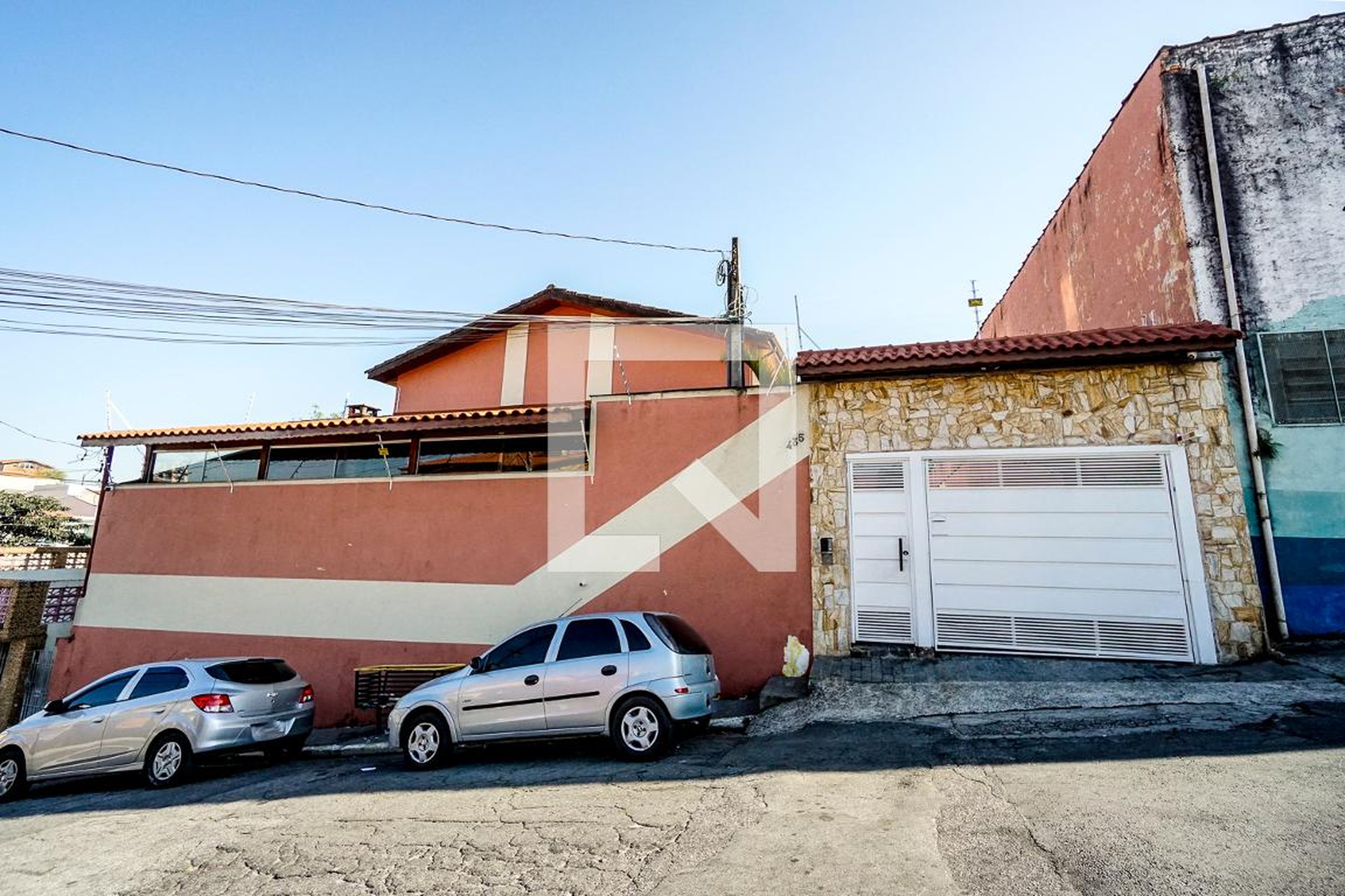 Fachada Condomínio em Rua Ricardo Vilela, 435