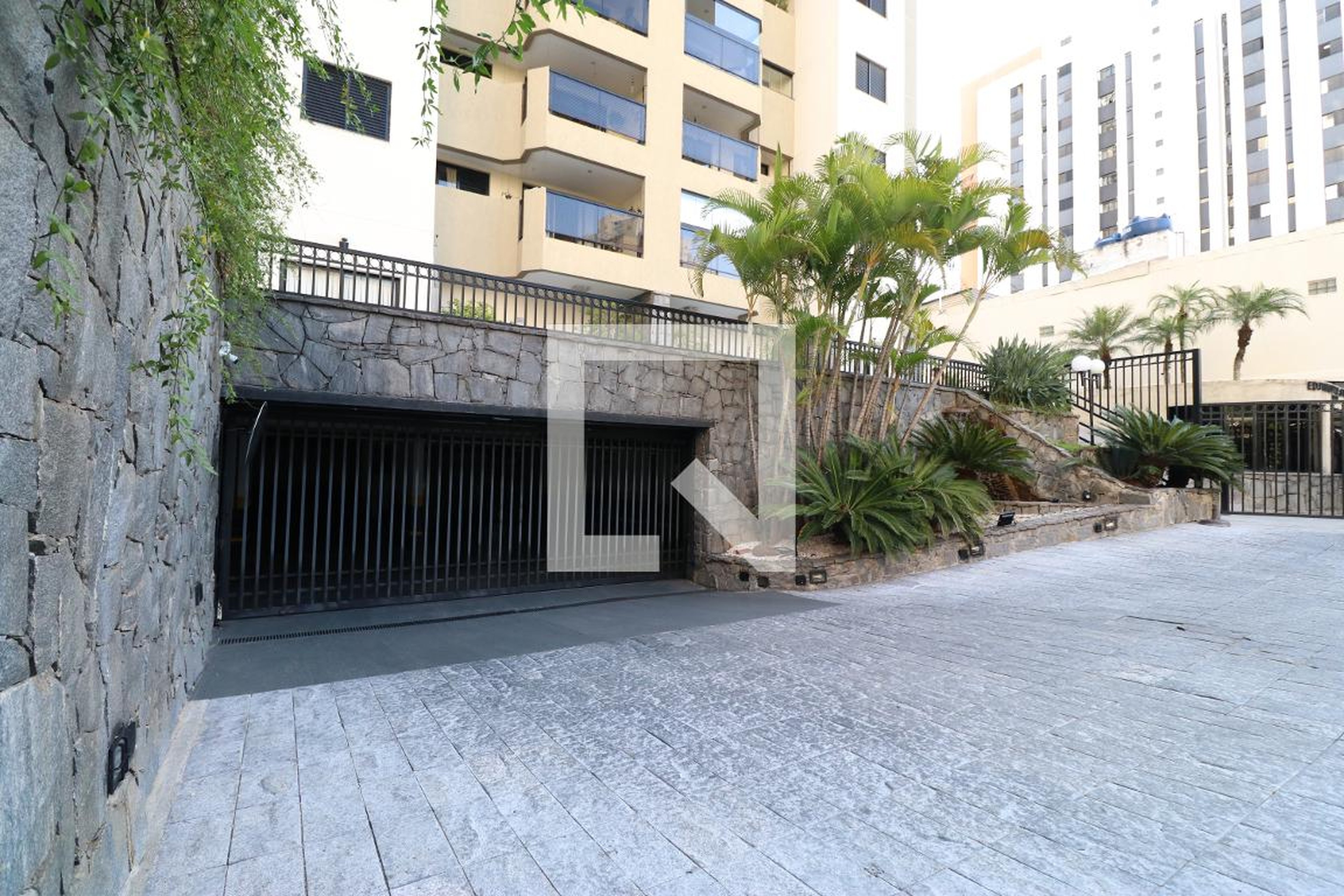 Fachada Condomínio Príncipe de Sevilla