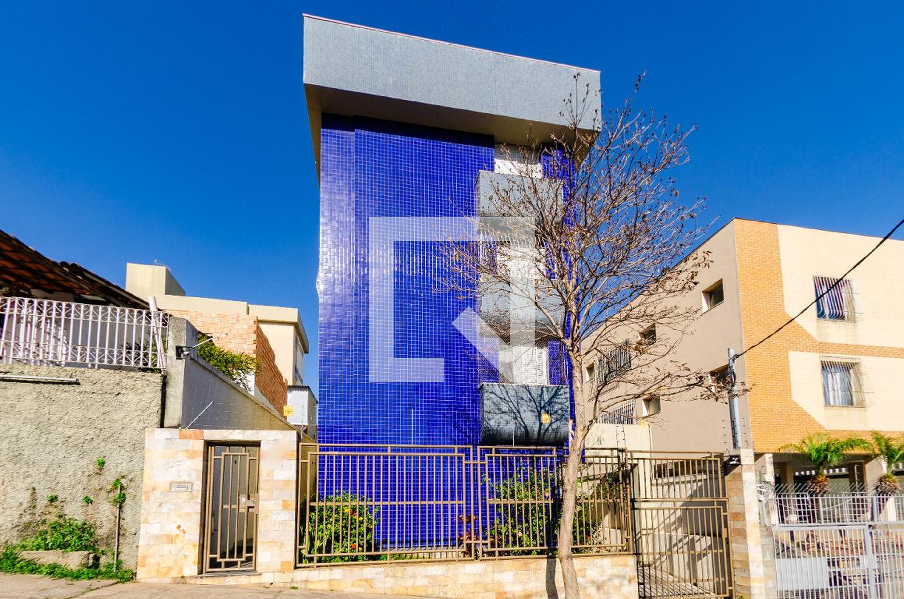 Fachada Condomínio em Rua Curupaiti, 607