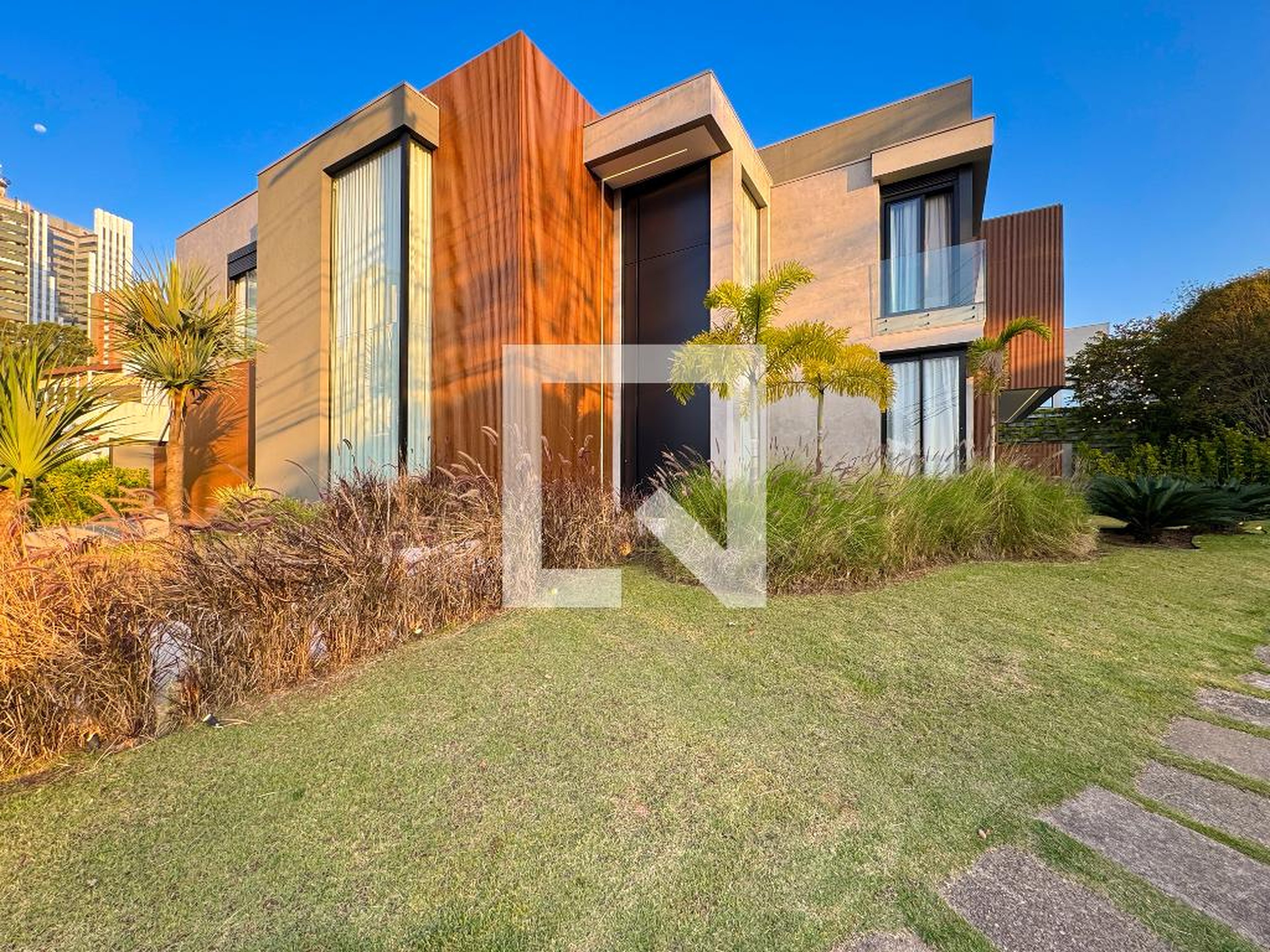 Fachada Condomínio Alphaville Residencial 2