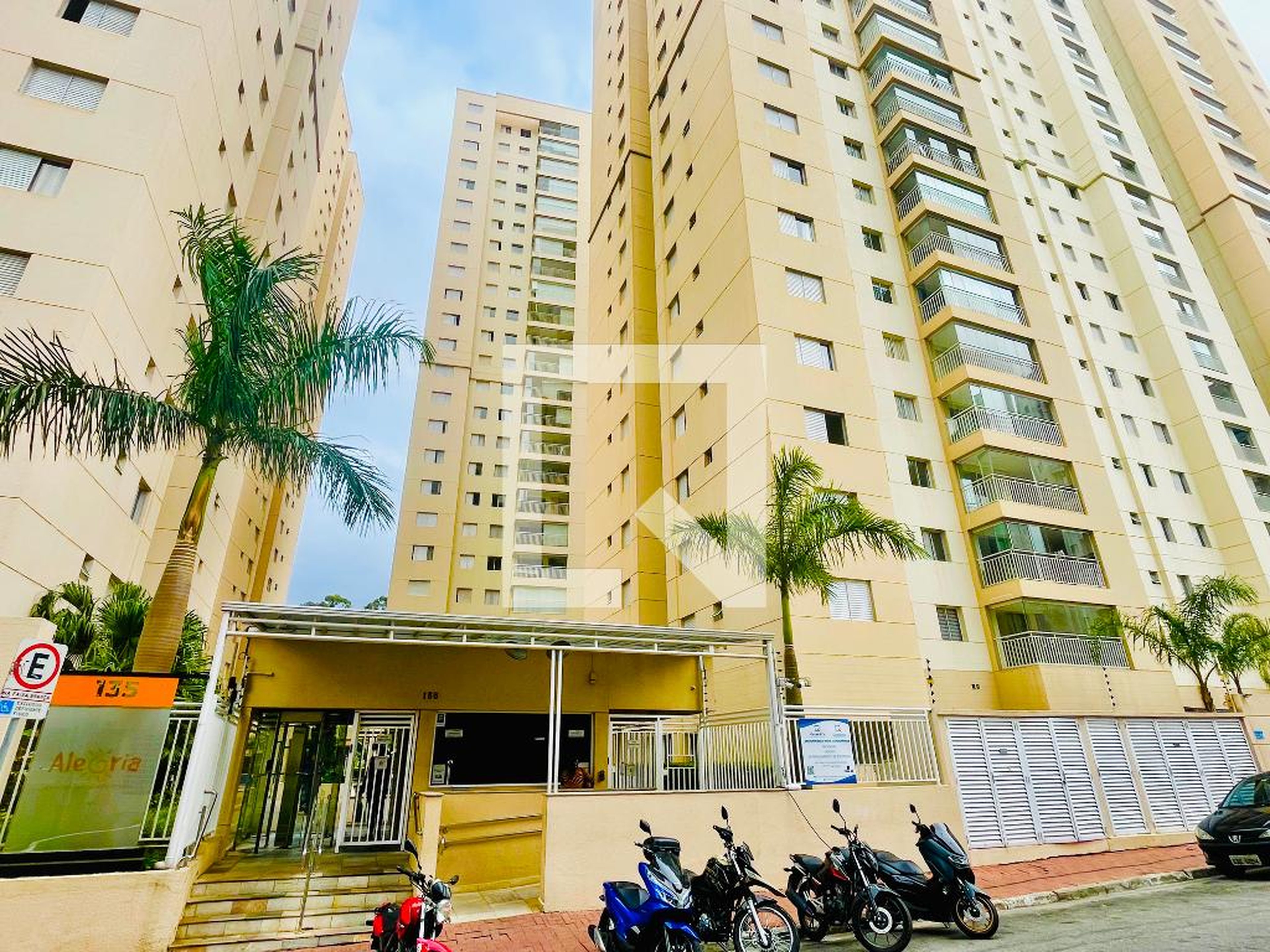 Fachada do Prédio Condomínio Alegria