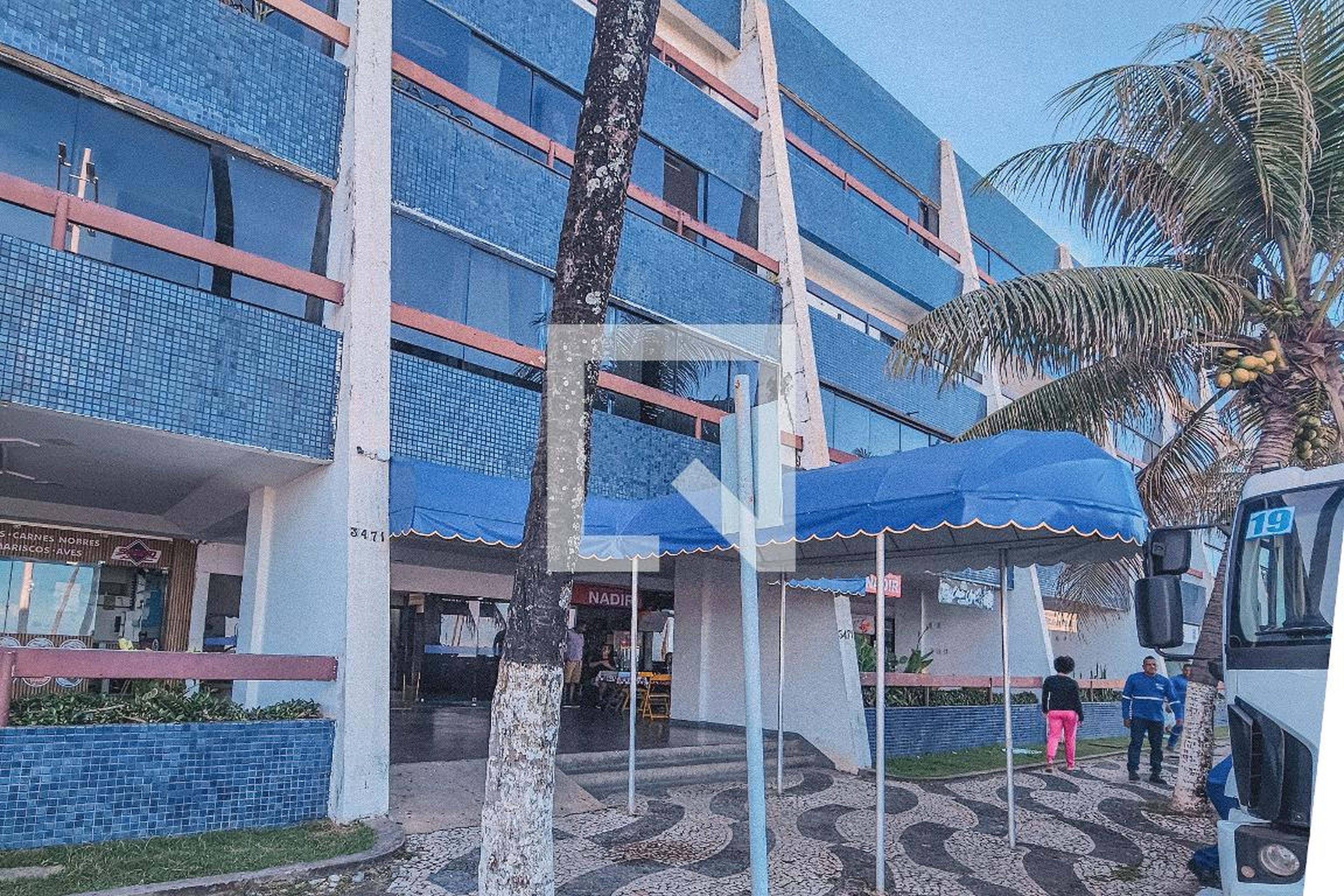 Fachada Condomínio Flat Jardim de Alah