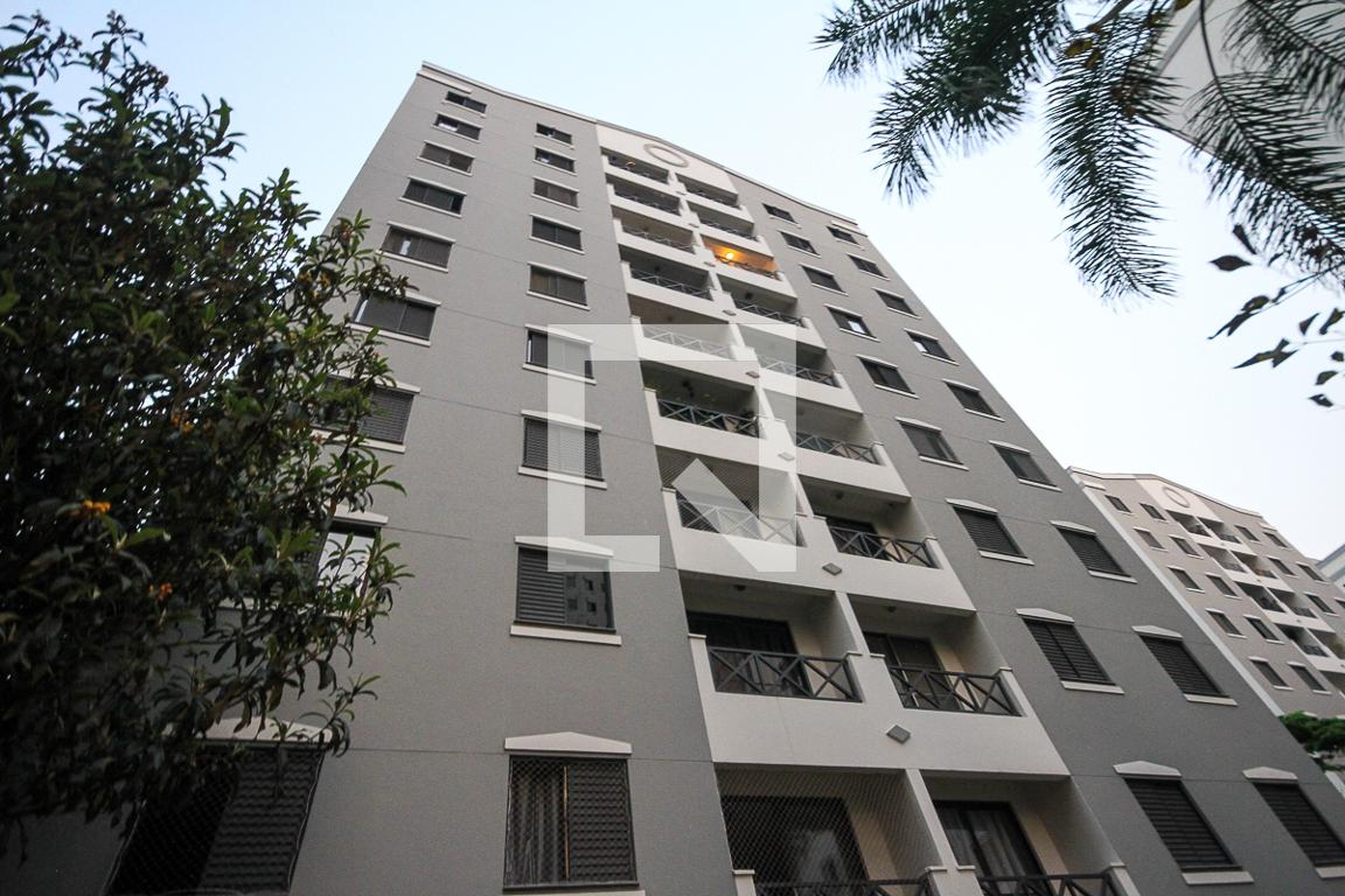 Fachada Condomínio em Avenida Professor Luiz Ignácio Anhaia Mello, 3103