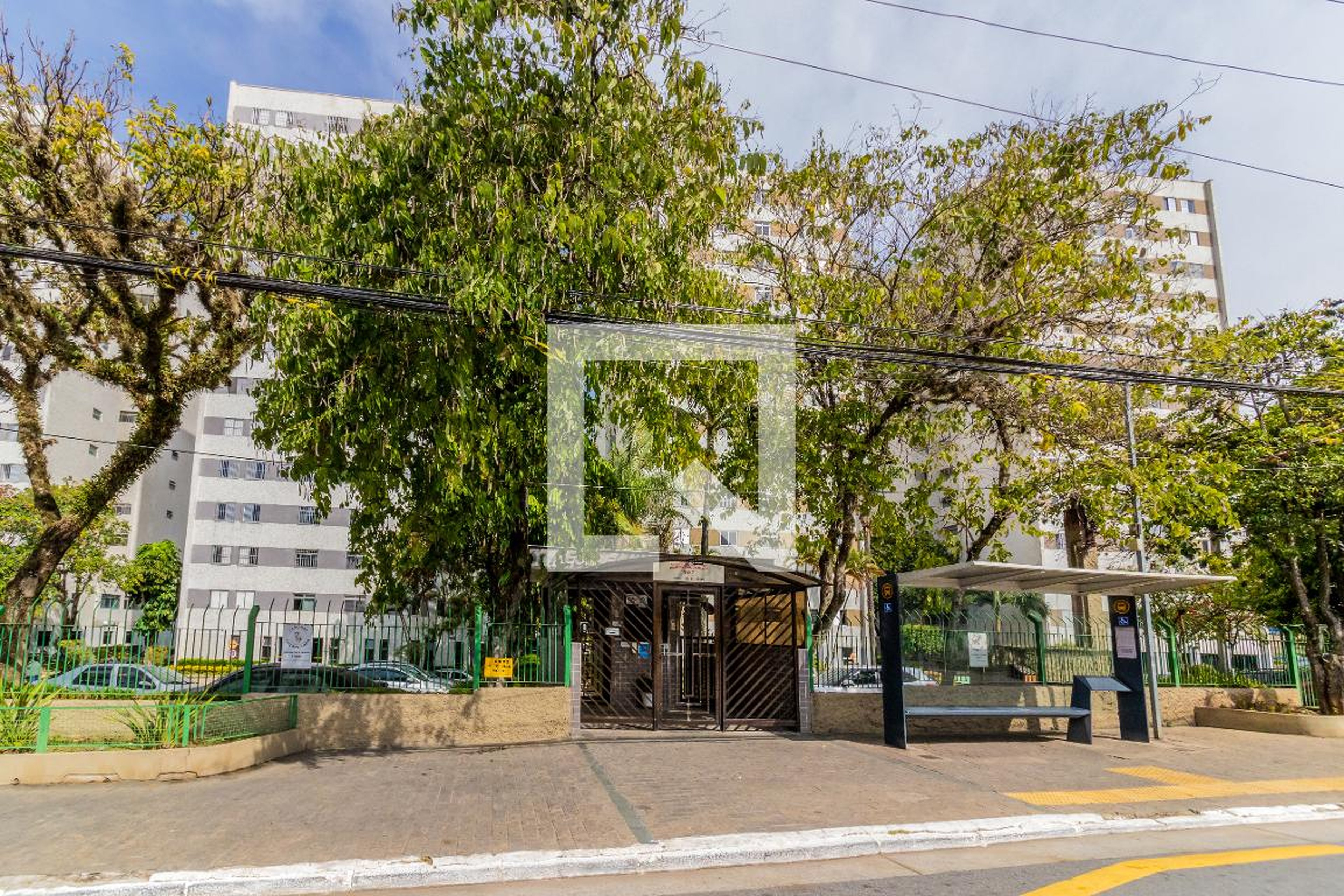 Fachada Condomínio CRJ