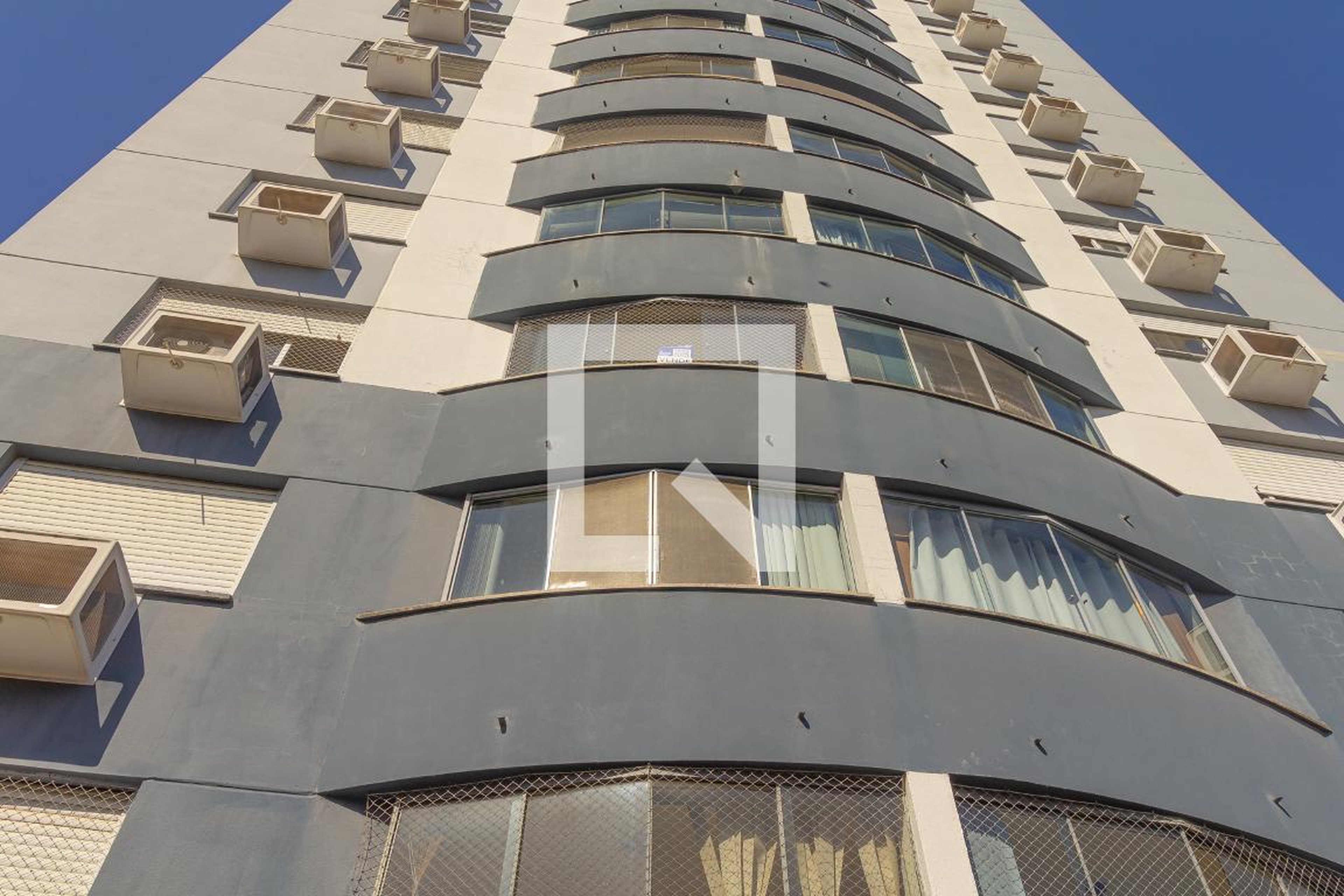 Fachada Condomínio Villa Del Rei