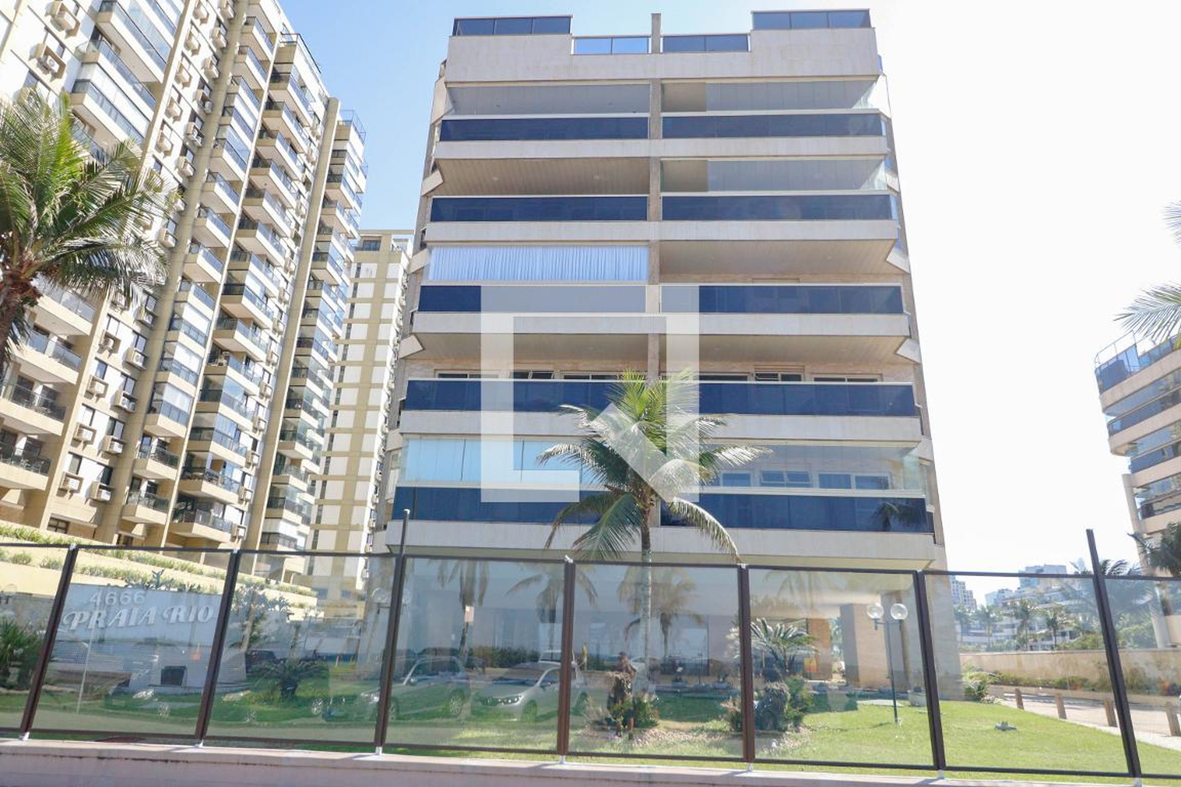 Fachada Edifício Praia Rio